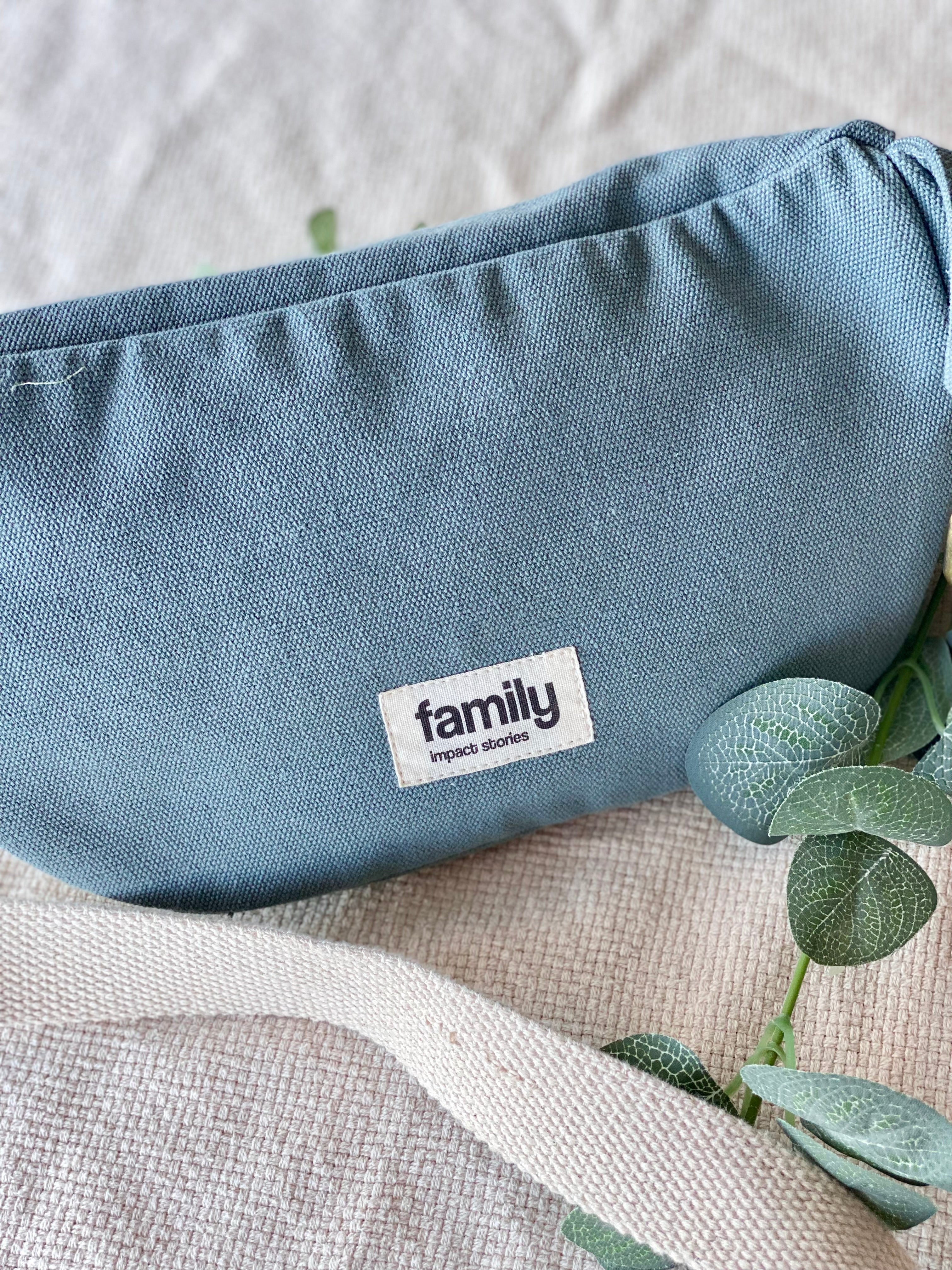 Sac banane en toile MUM OF - Vert sauge - FAMILY IMPACT STORIES
