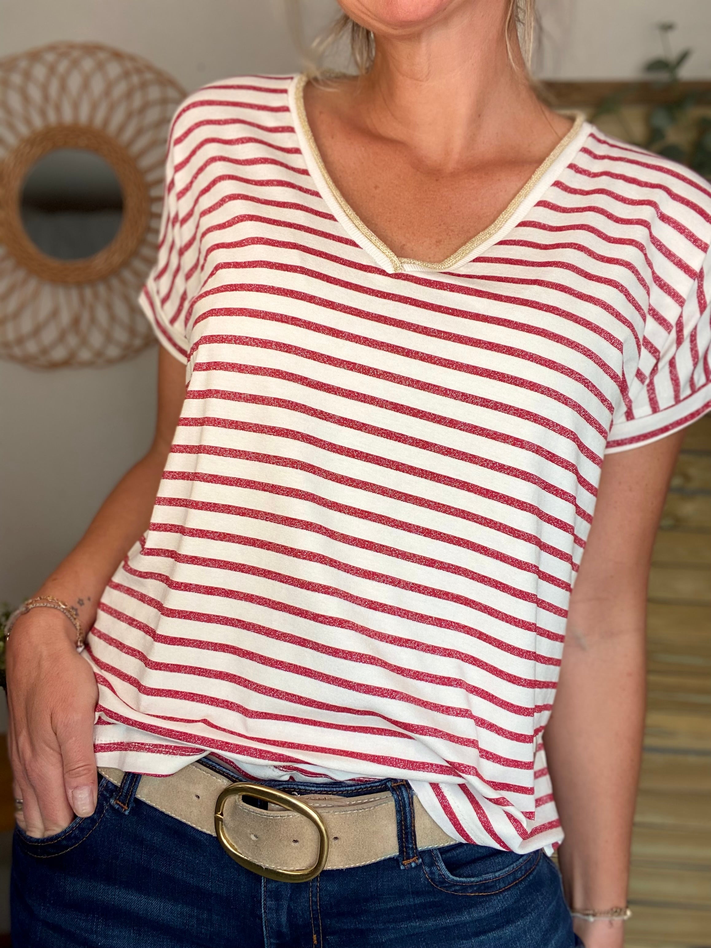 Top rayé col V avec étoile ⭐️ NAOMI - Rouge cerise