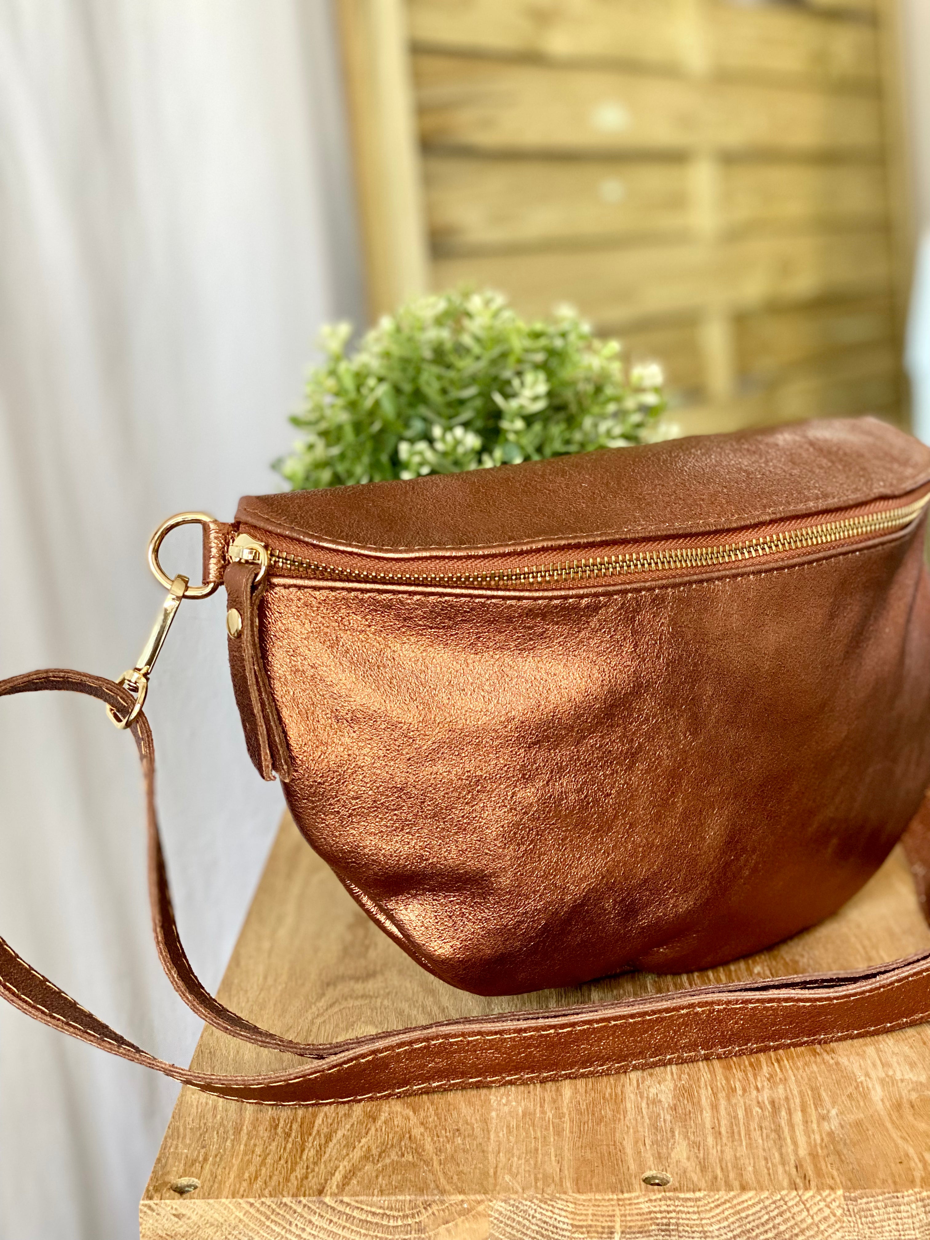 Sac banane XL en cuir irisé 30cm - JANIS - Camel