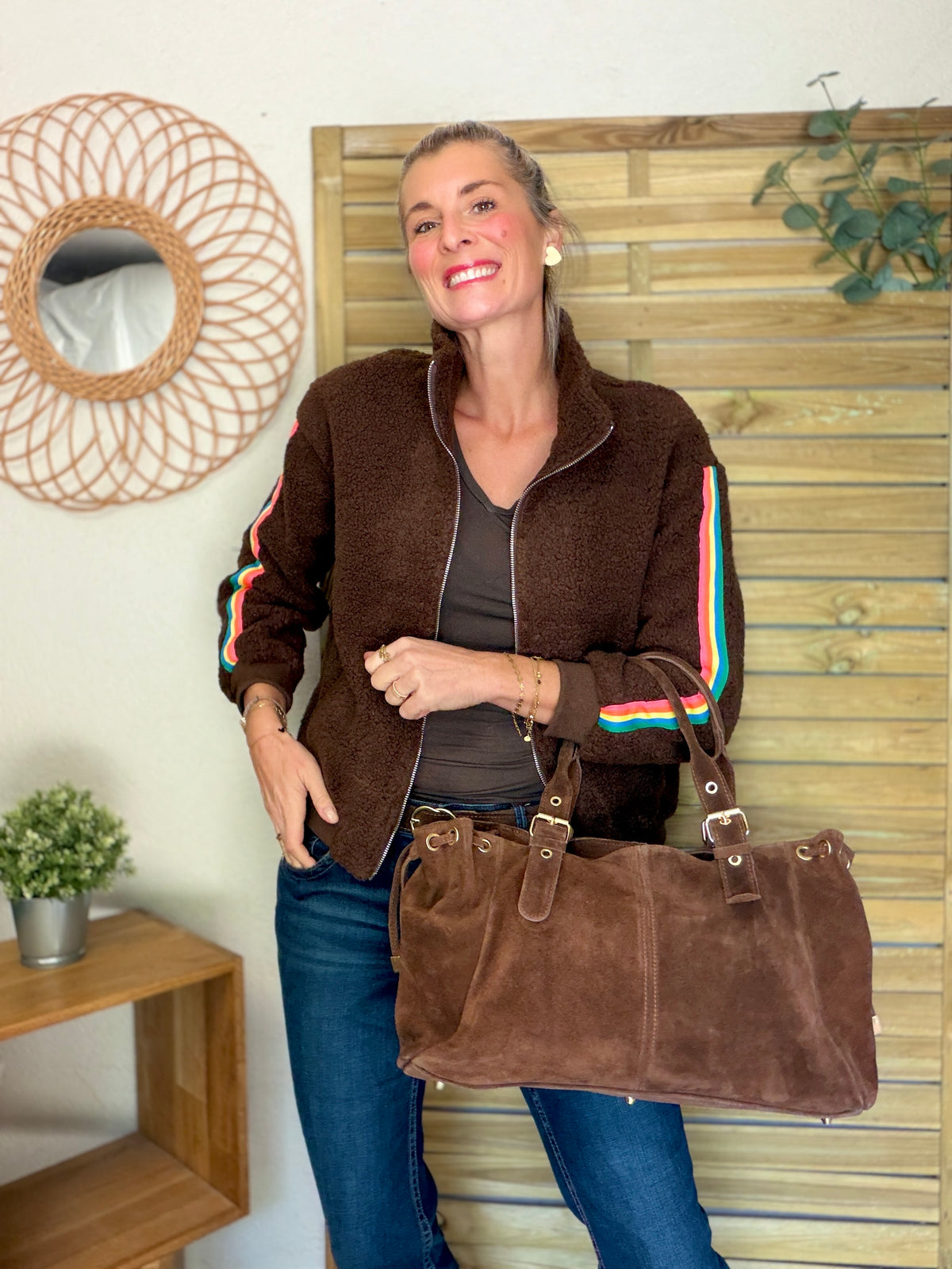 Veste Sherpa zippée bandes Arc-en-ciel CORALIE Chocolat 🌈