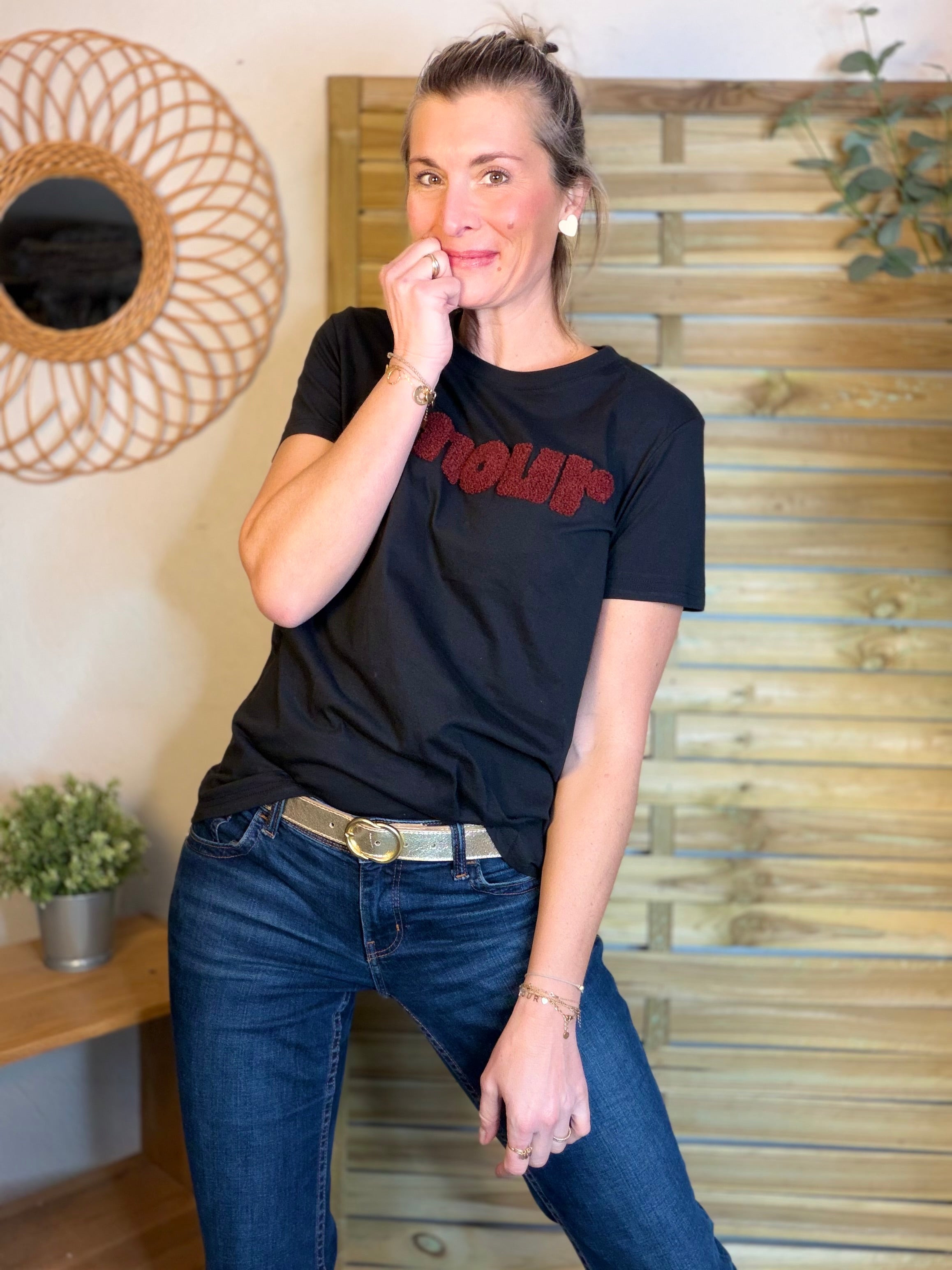 Tee shirt amour MAÏA Noir/Bordeaux