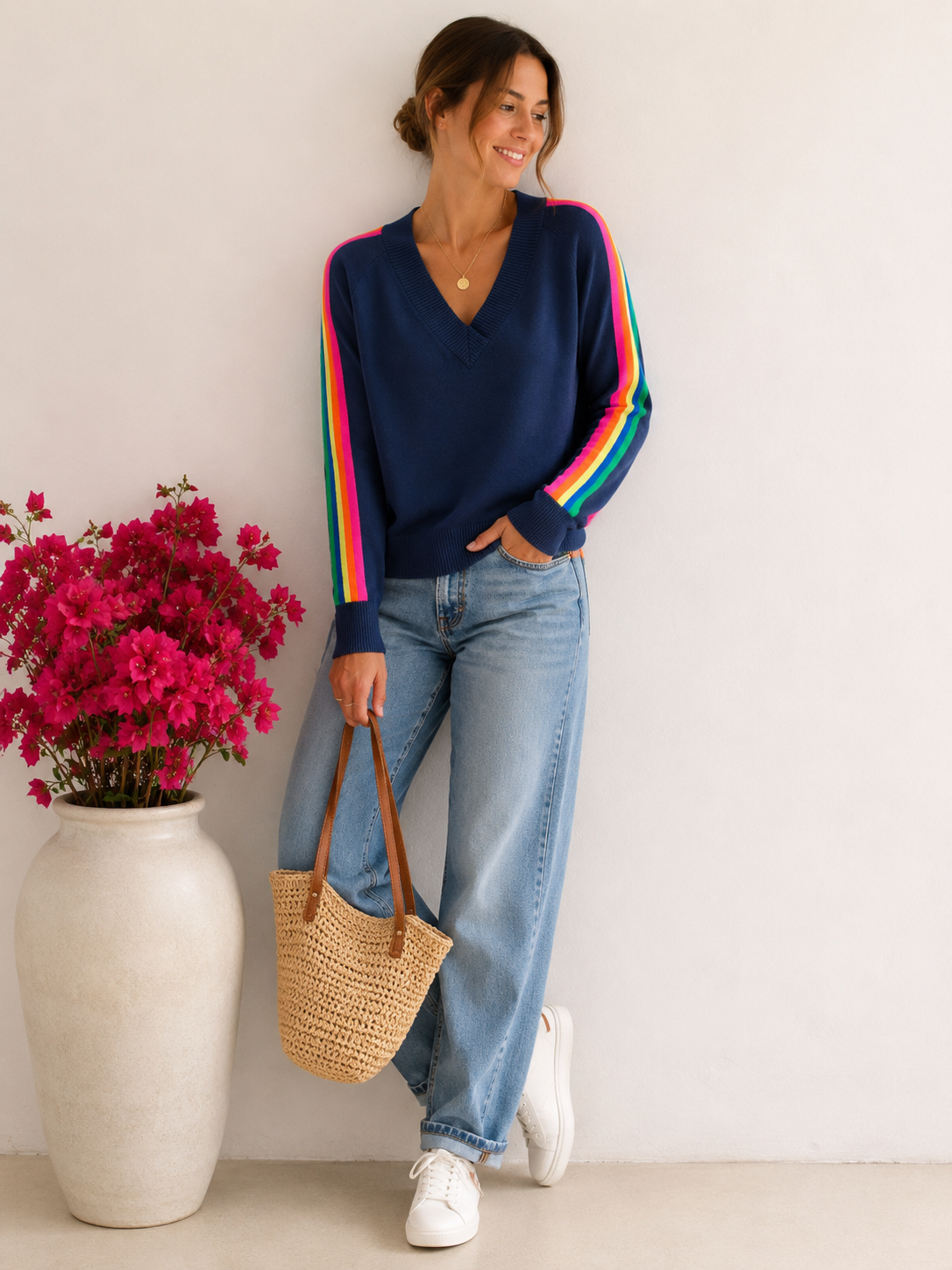 Pull avec bandes colorées, col V - RAINBOW 🌈 Bleu marine