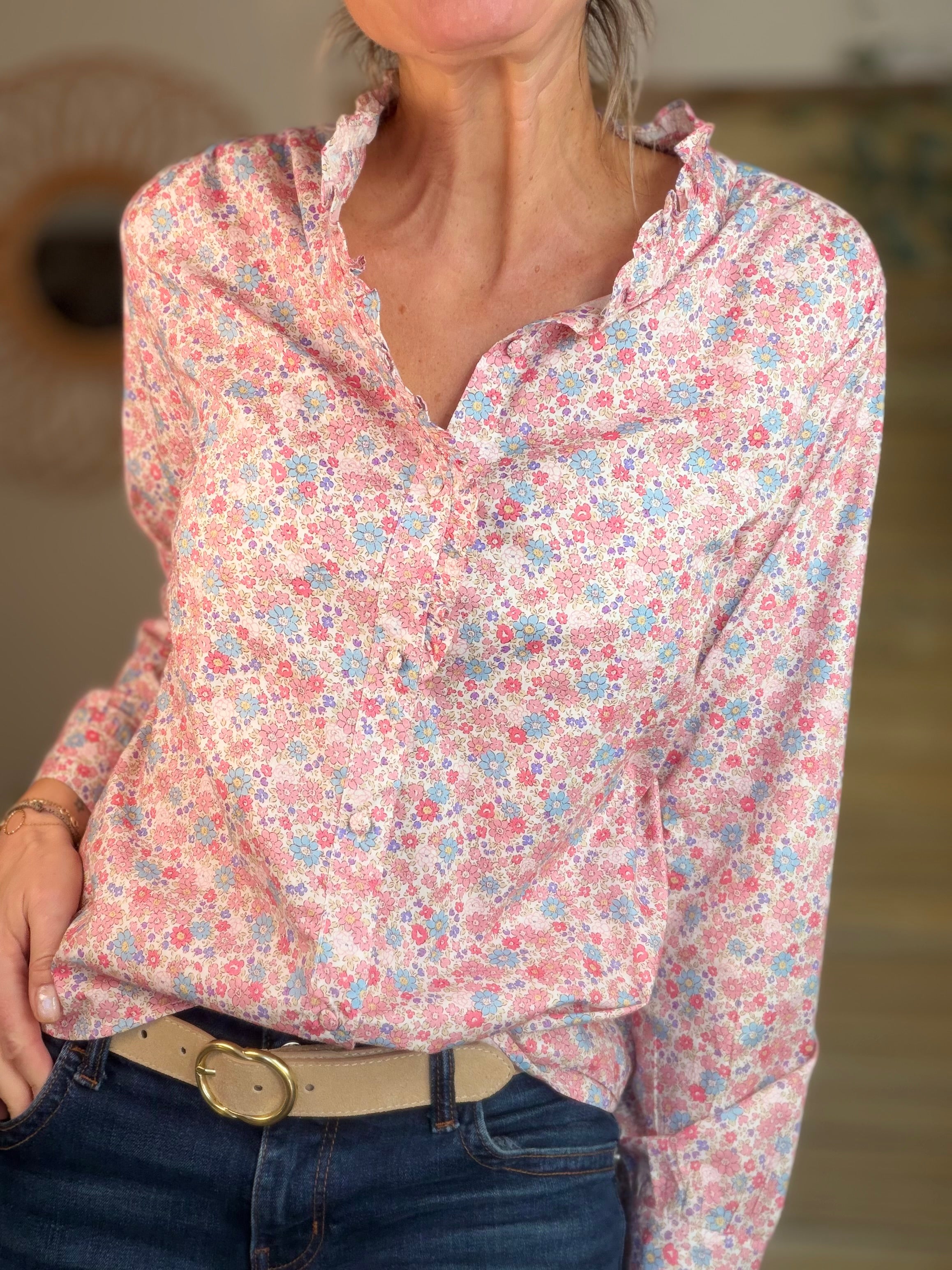 Chemise imprimée Liberty rose clair, col volanté SOLANE