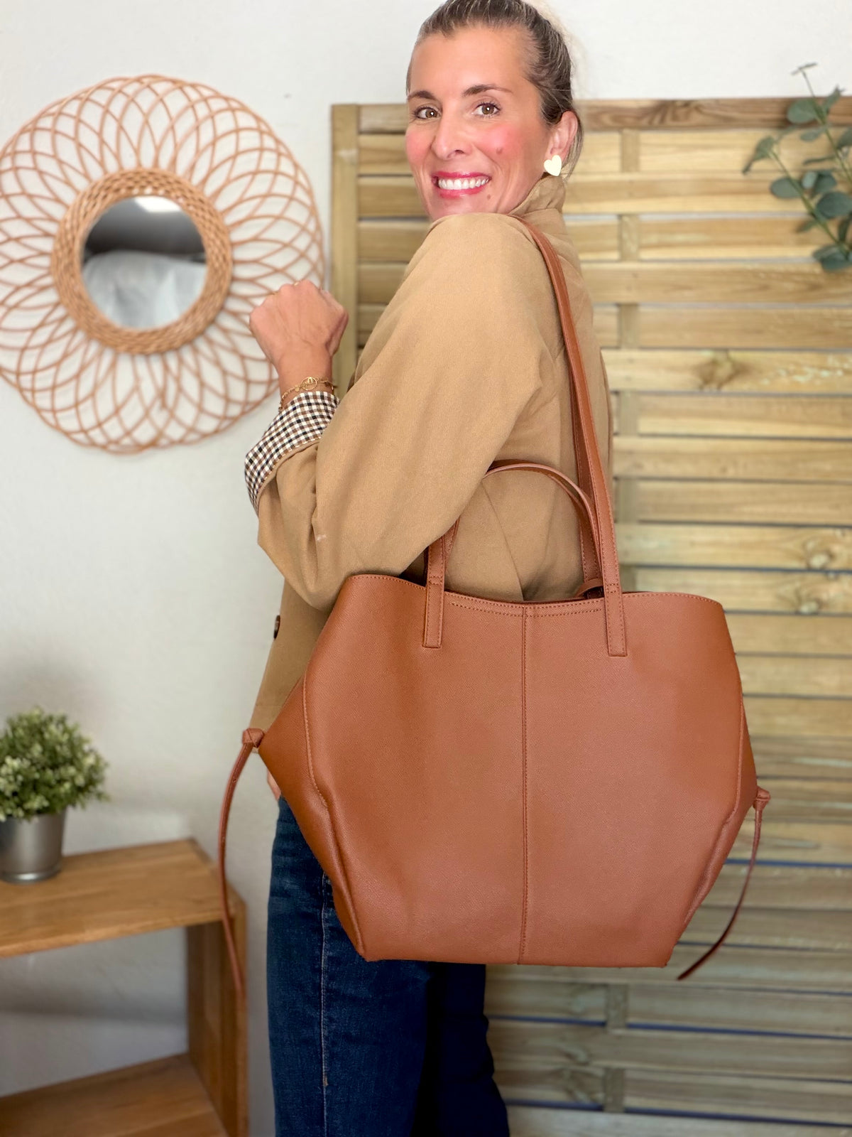 Grand Sac cabas 2 en 1 en simili cuir grainé - PAULE Camel grainé