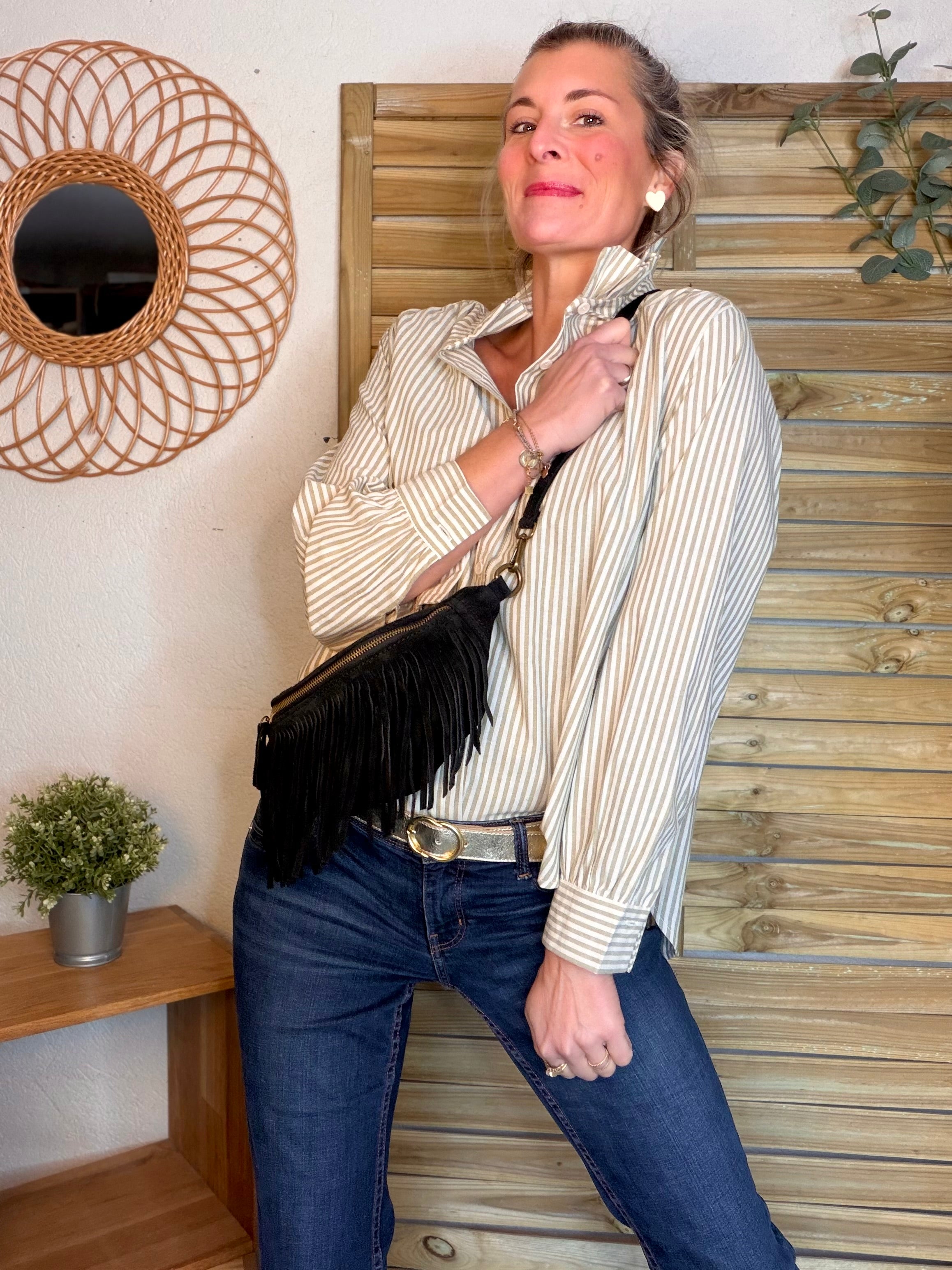 Sac banane avec franges en cuir daim - PIETRA - Noir