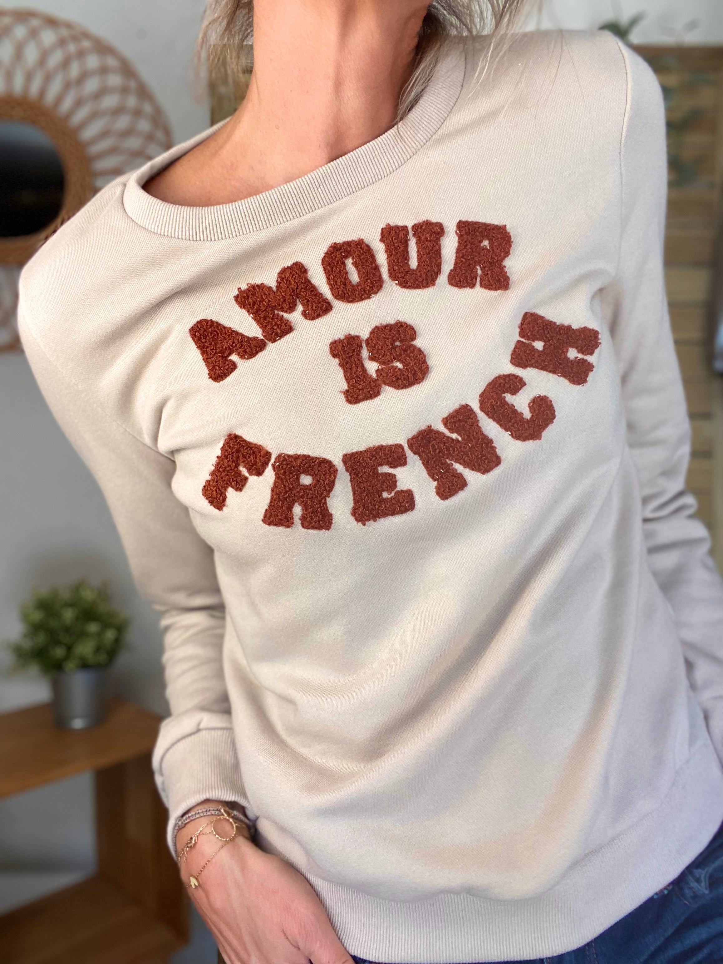 Sweat AMOUR IS FRENCH - OPHELIA - Beige / Terracotta