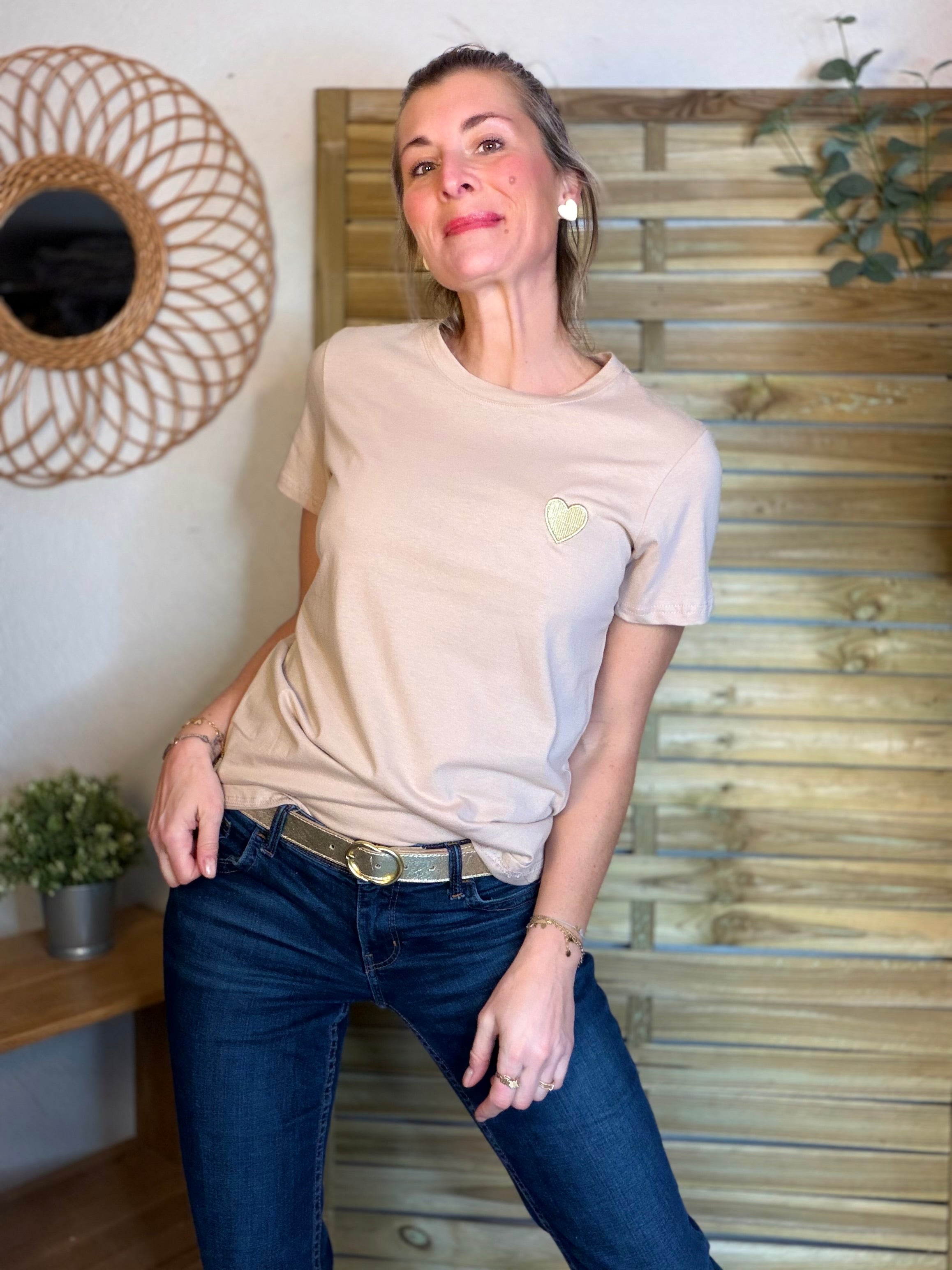 Tee shirt cœur brodé doré 💛 PIA Beige