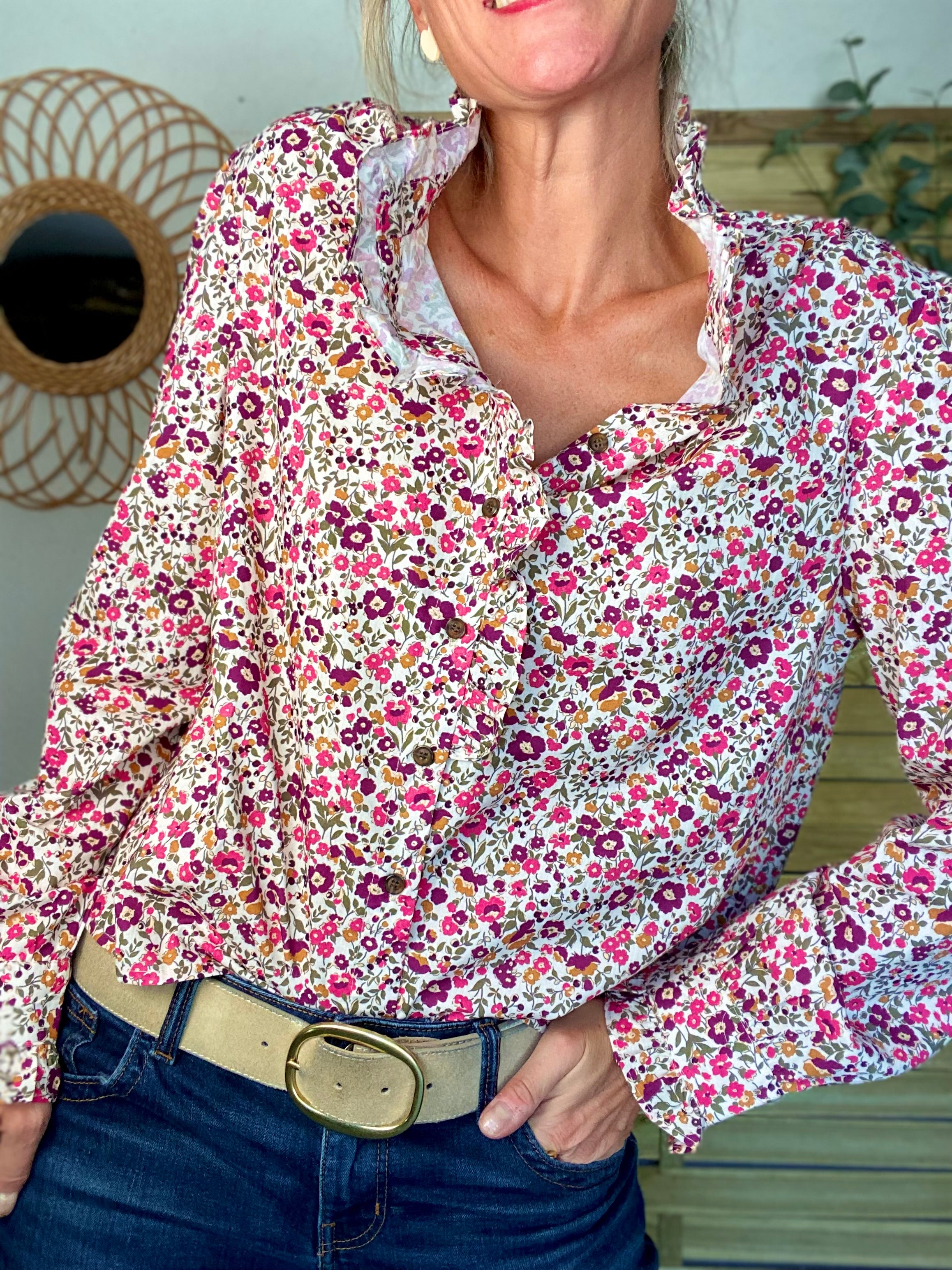 Chemise imprimé Liberty rose, col victorien volanté HÉLOÏSE
