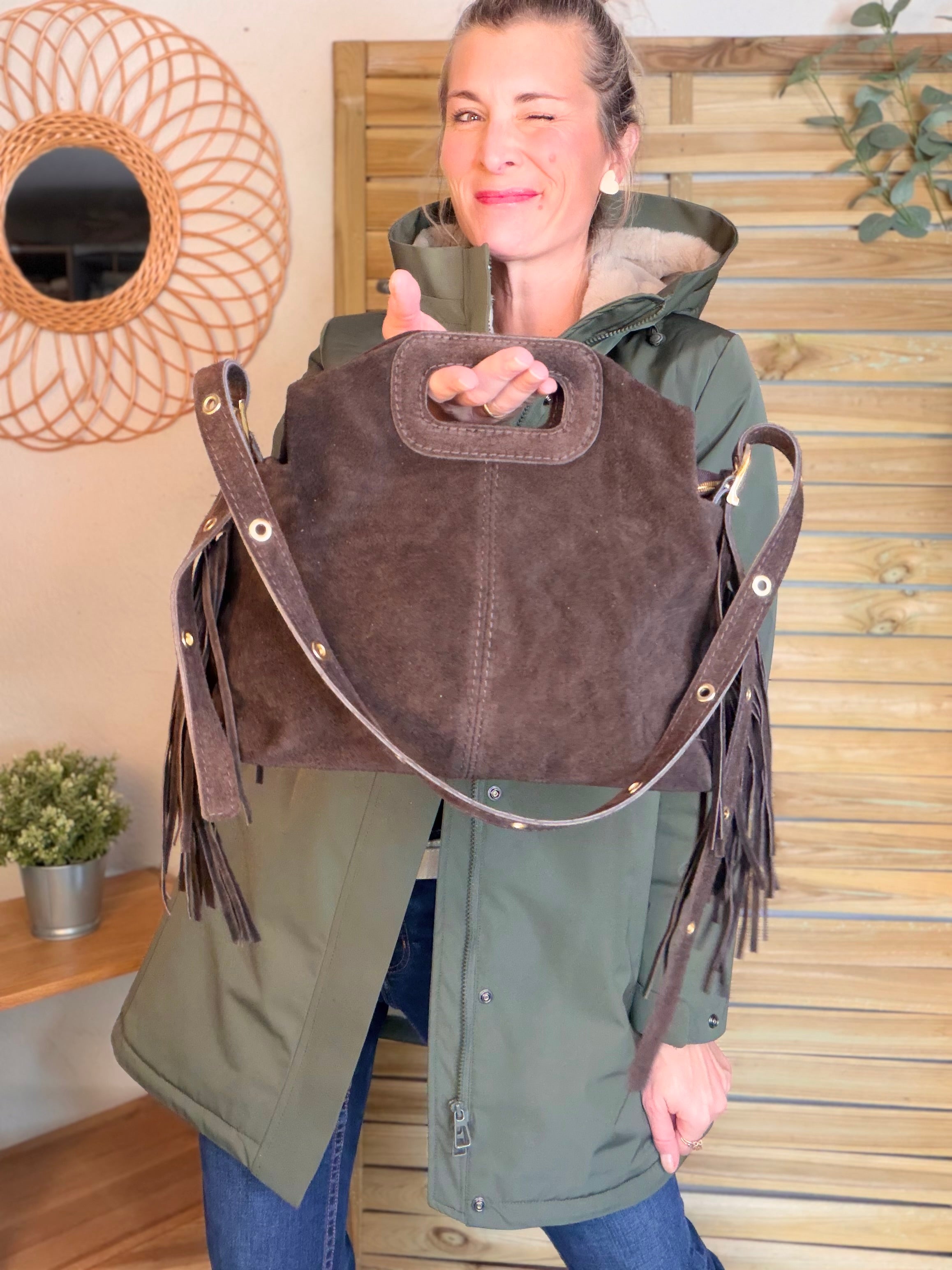 Sac en cuir daim avec franges LOGAN - Chocolat