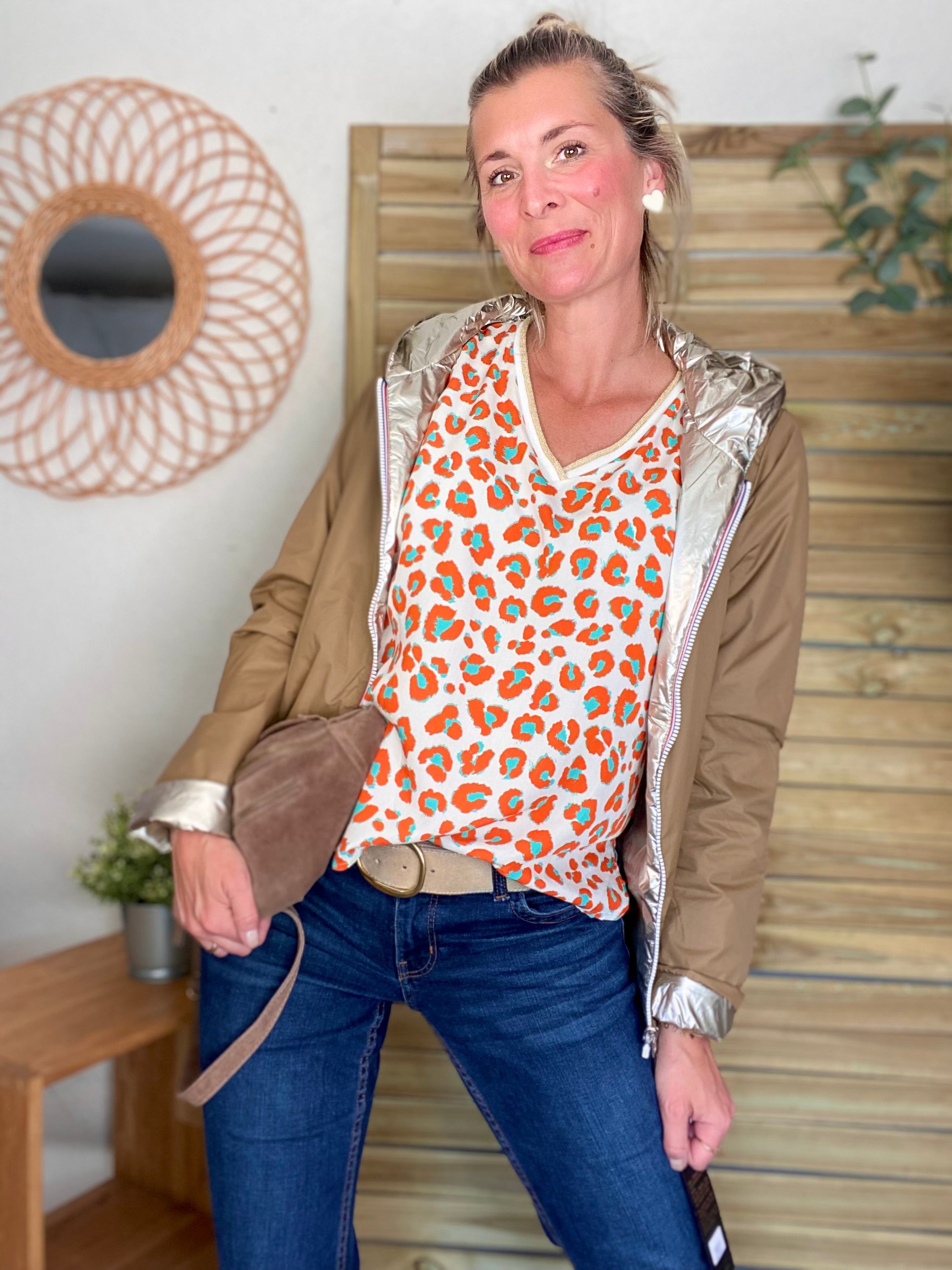 Top imprimé Léo col V avec lurex MISHA - Orange