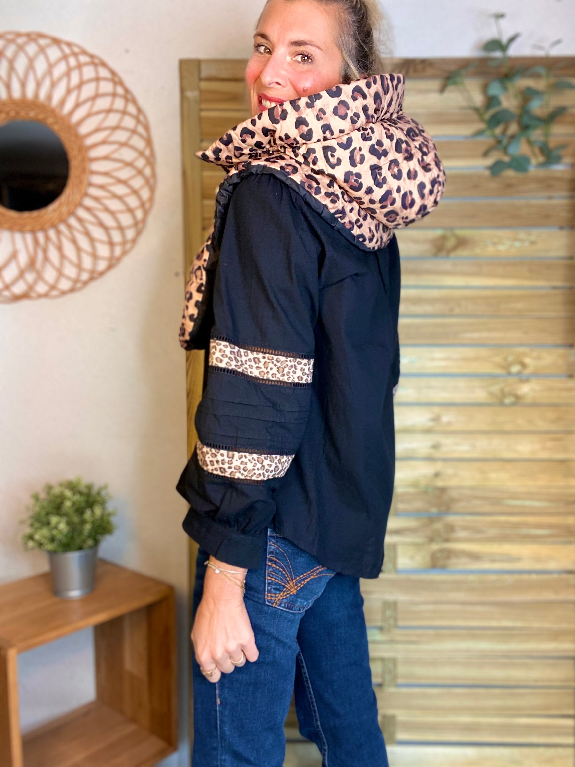 Col capuche amovible ARCHIE - Noir Léo 🐆