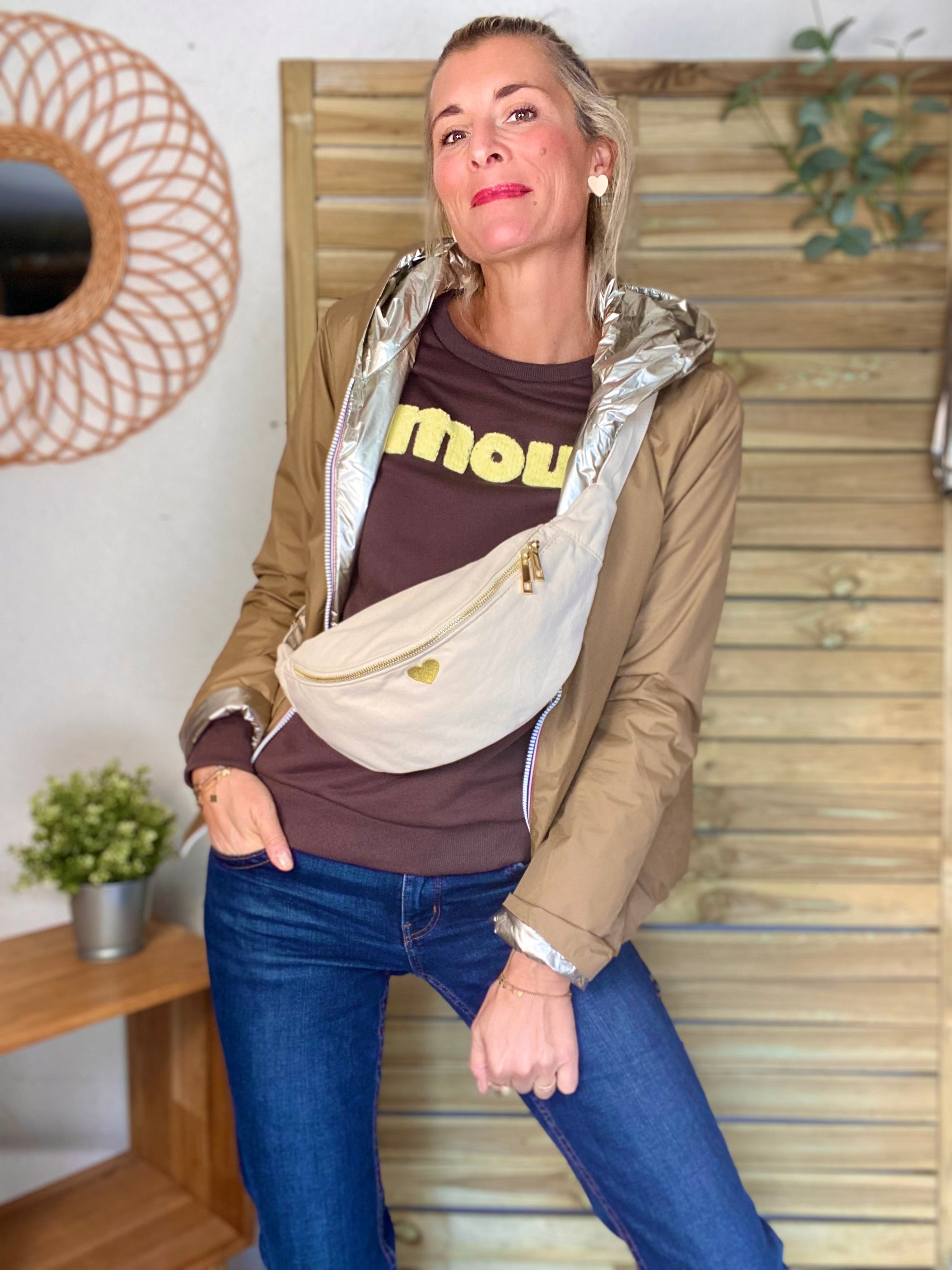 Sac banane en coton Coeur brodé 💛 CASSIDY - Écru