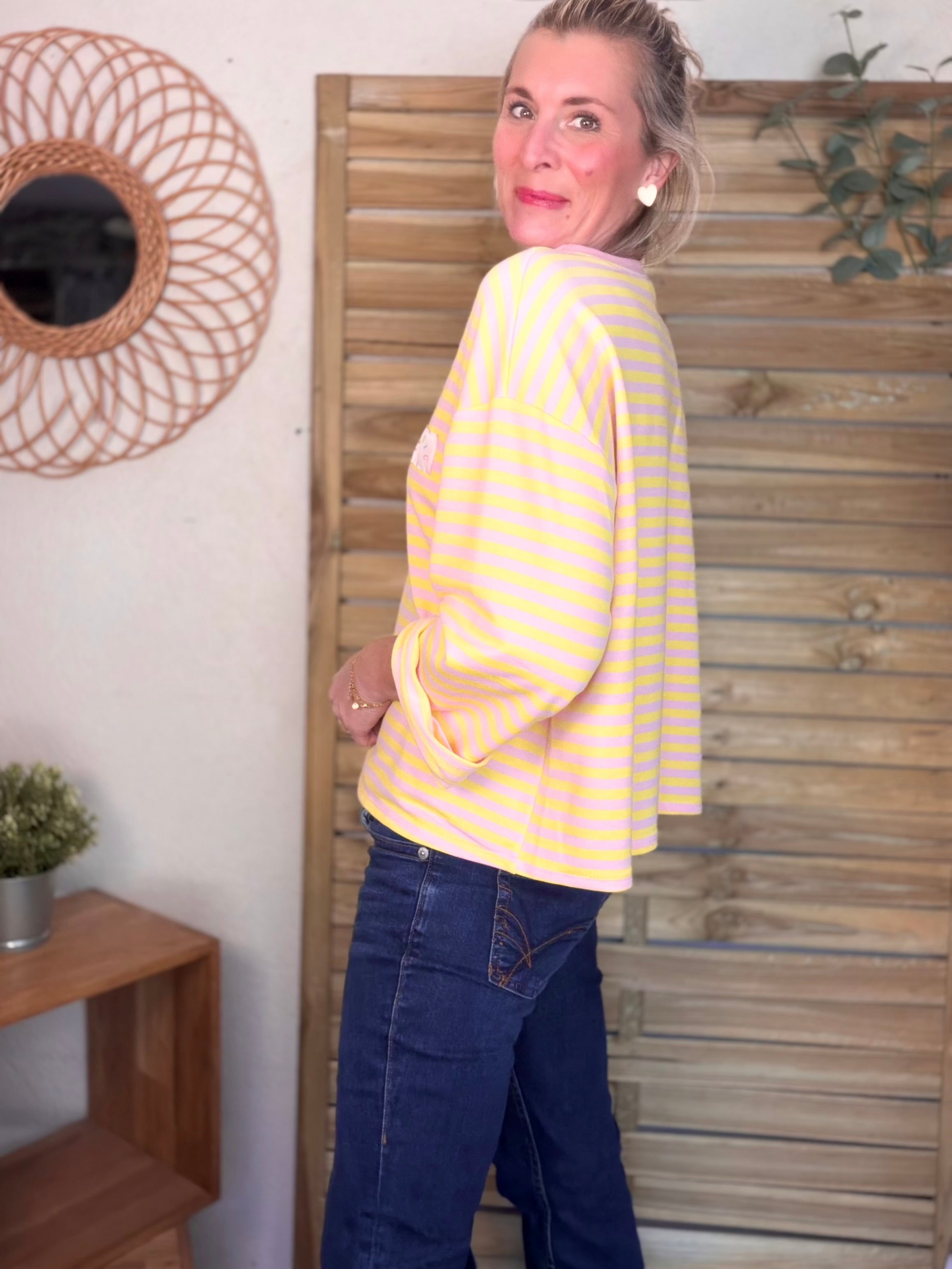 Sweat fin rayé ample Iconic CORALIE - Rose / Jaune