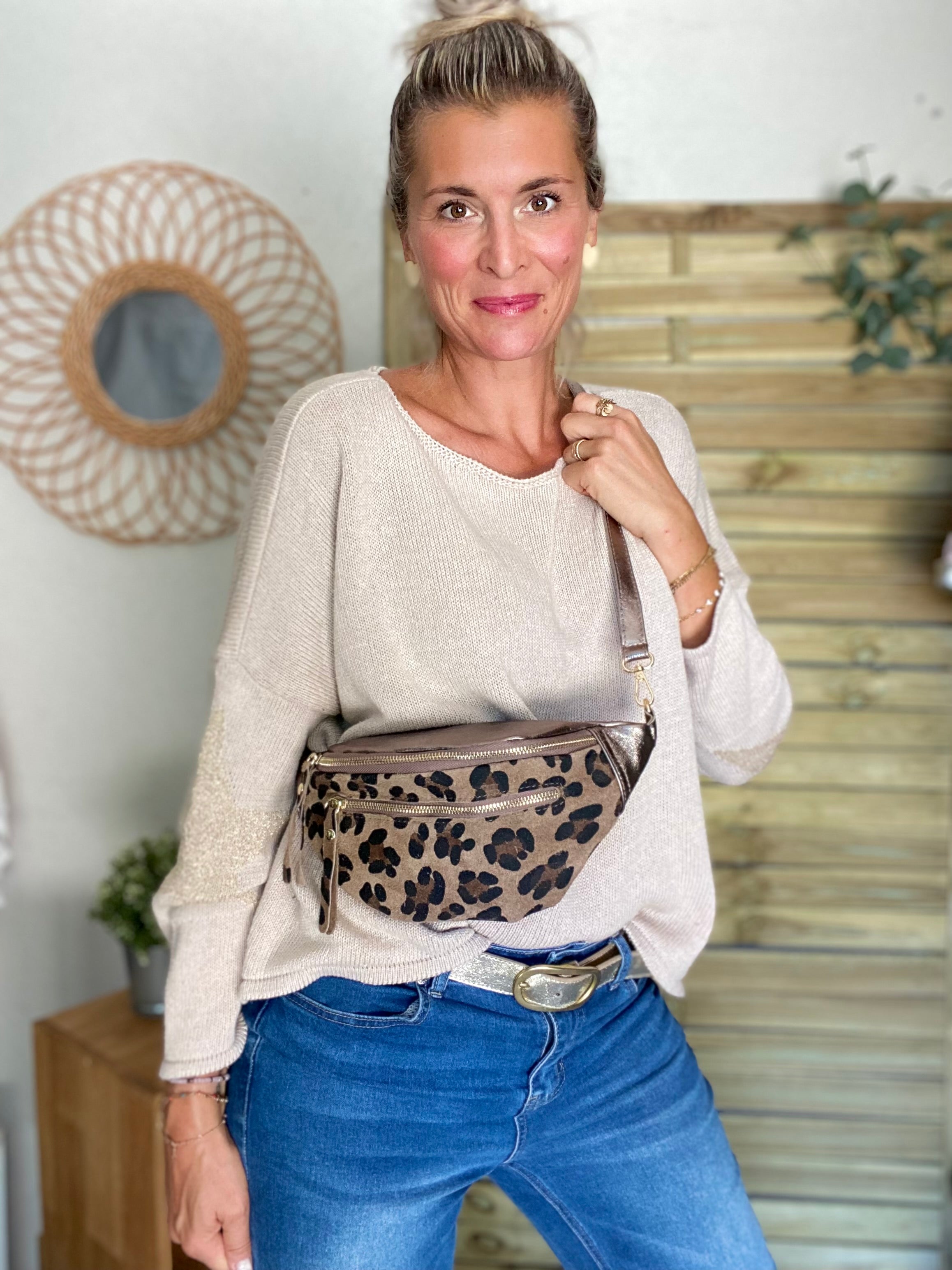 Sac banane en cuir irisé et velours léo - OPRAH - Léo Bronze taupe (avec poche avant)