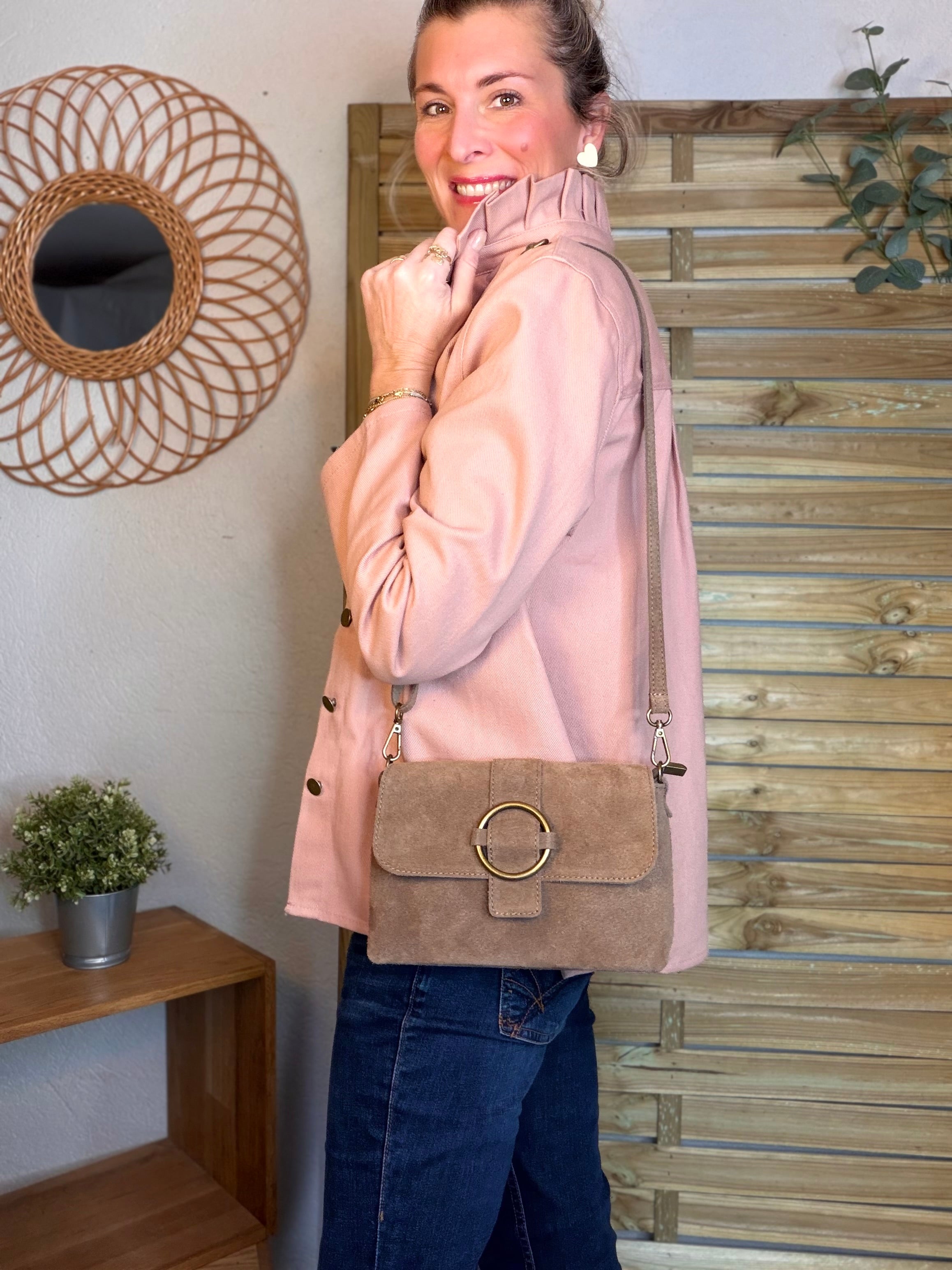 Sac bandoulière en croute de cuir BLAKE - Taupe