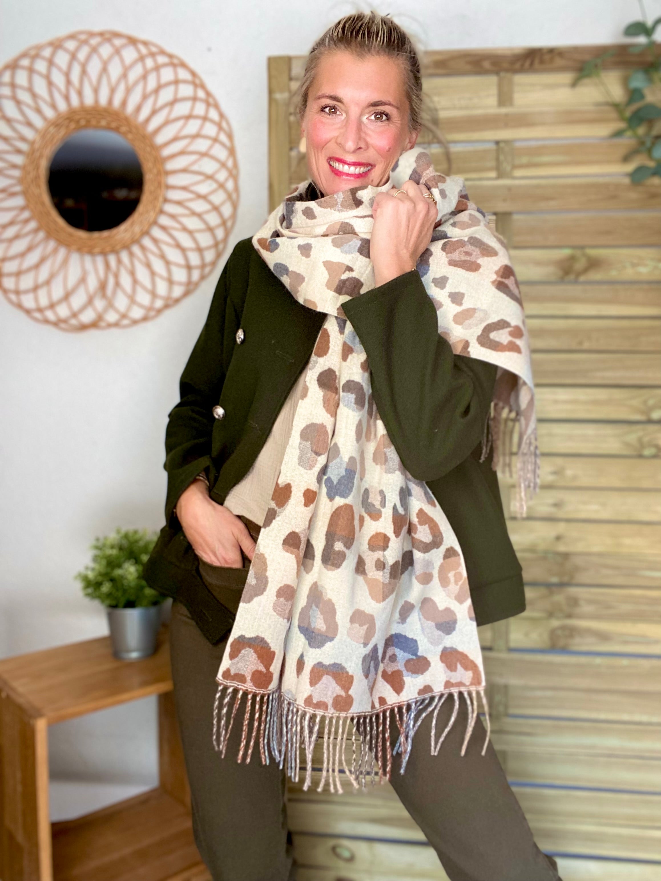 Écharpe douce AGNÈS Léo Beige 🐆