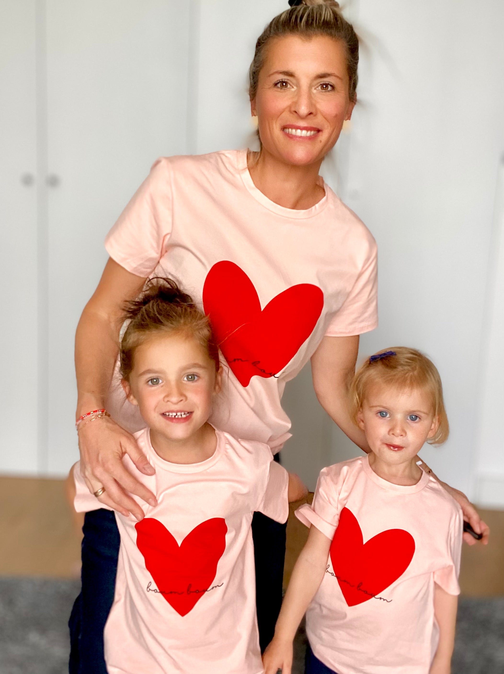 Tee shirt FAMILY rose, coeur rouge BOUM BOUM - taille 2 ans au XL - FIN DE SÉRIE