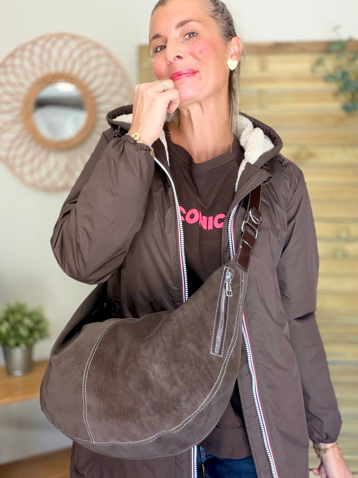 Sac besace XXL en simili cuir brossé - HAROLD Chocolat