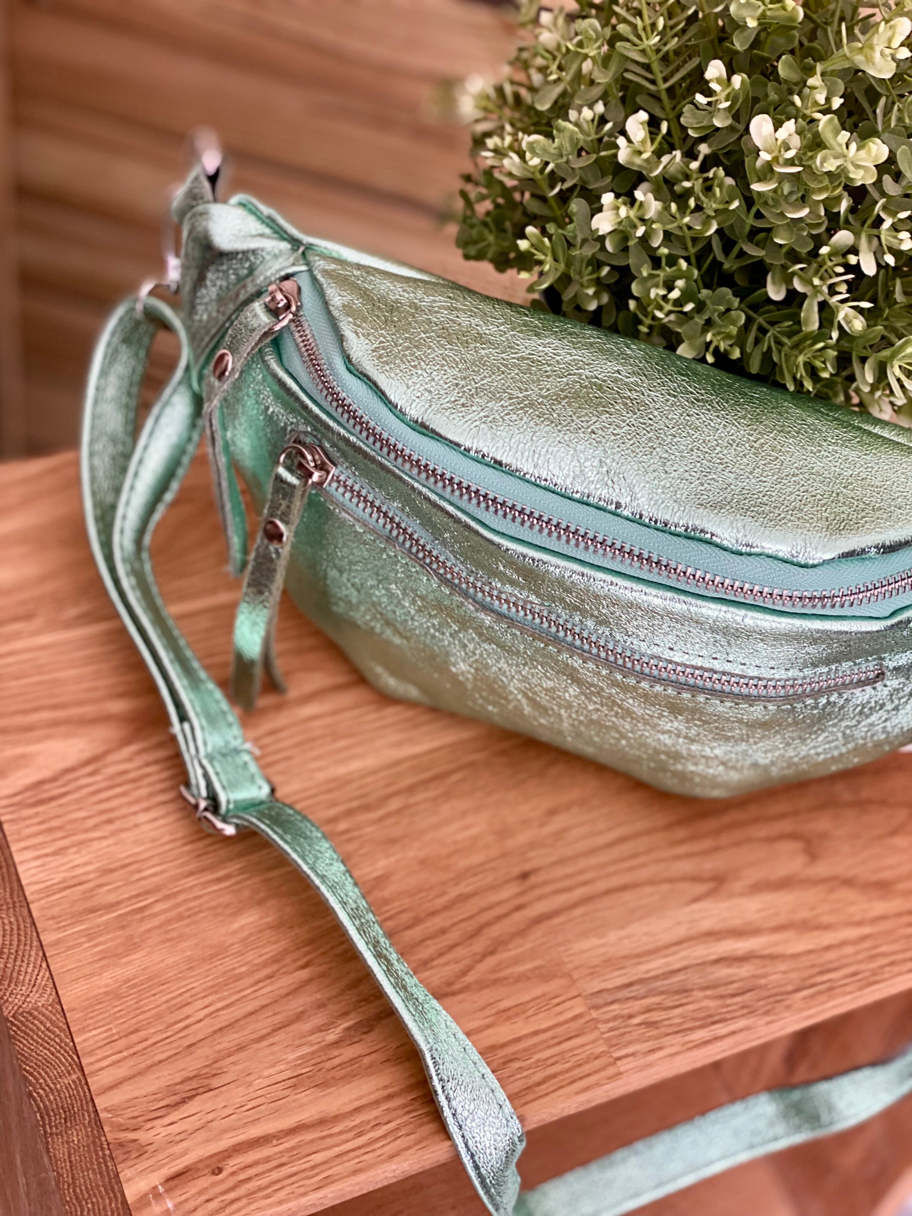 Sac banane en cuir irisé double poche - OPALE  - Vert d’eau