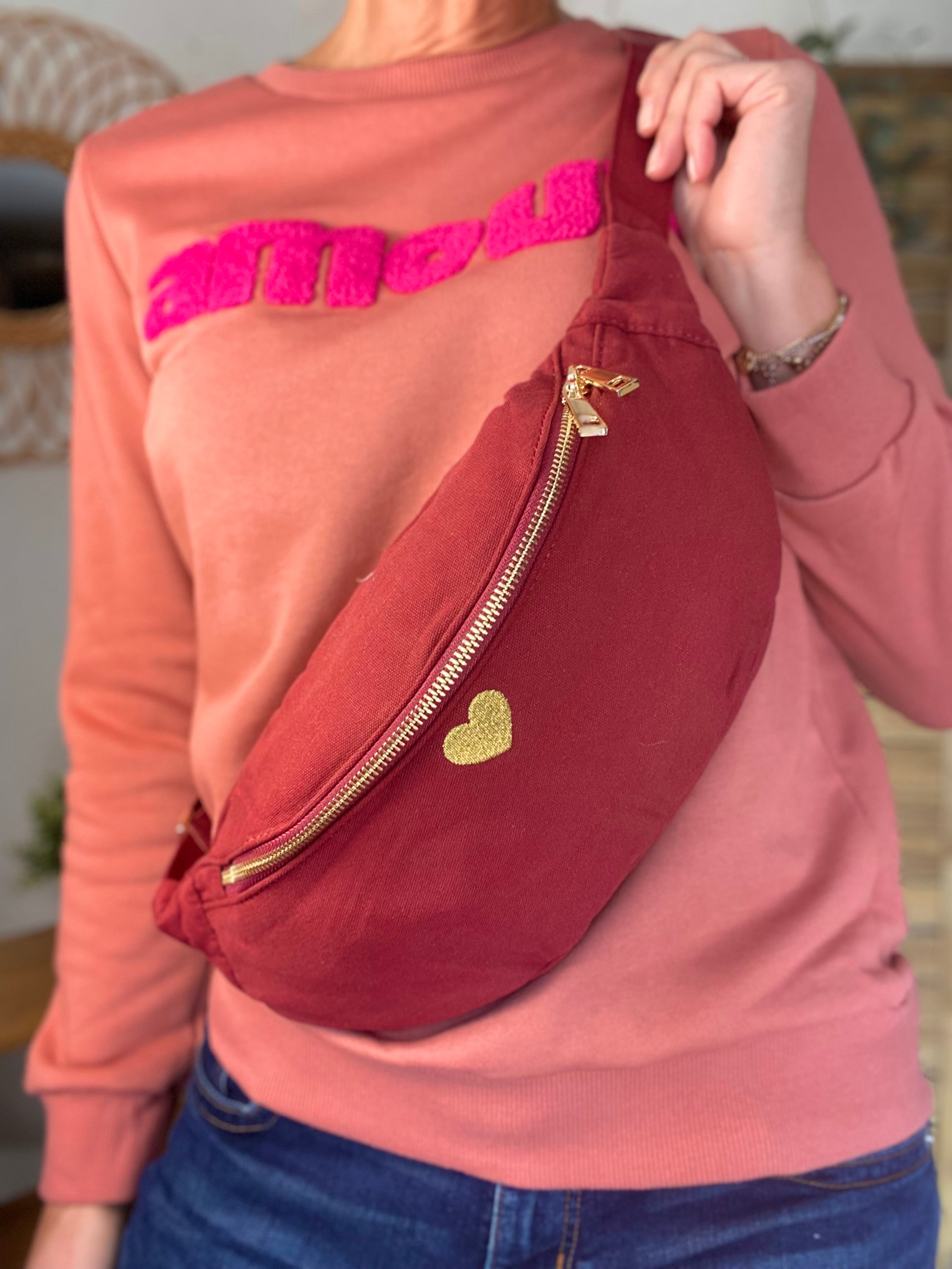 Sac banane en coton Coeur brodé 💛 CASSIDY - Bordeaux