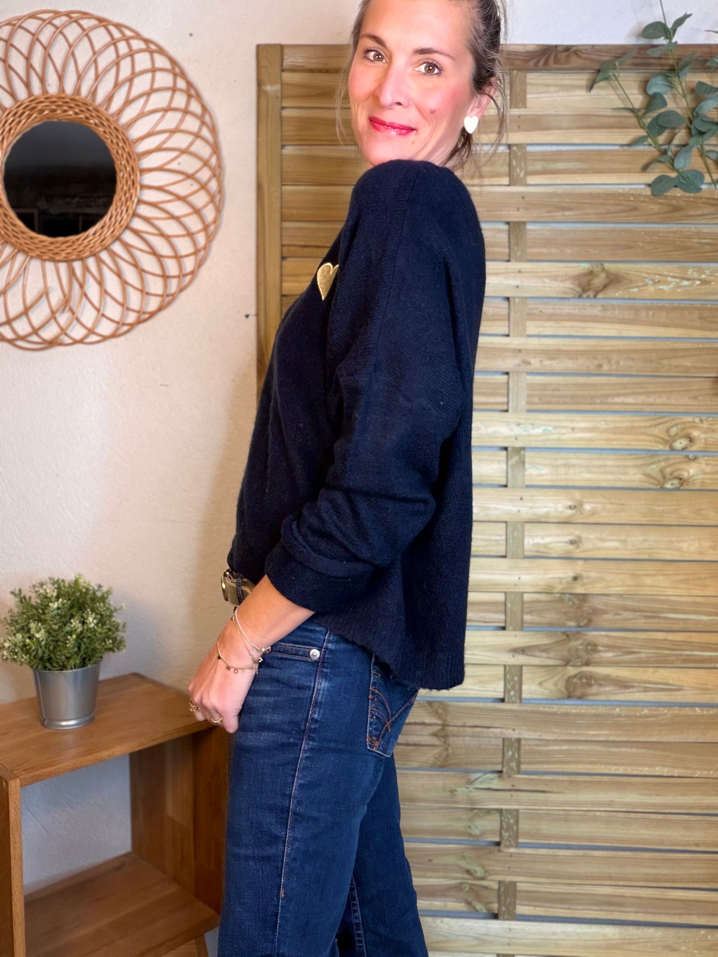 Pull léger en maille cœur doré brodé 💛 MELISSA - Bleu marine