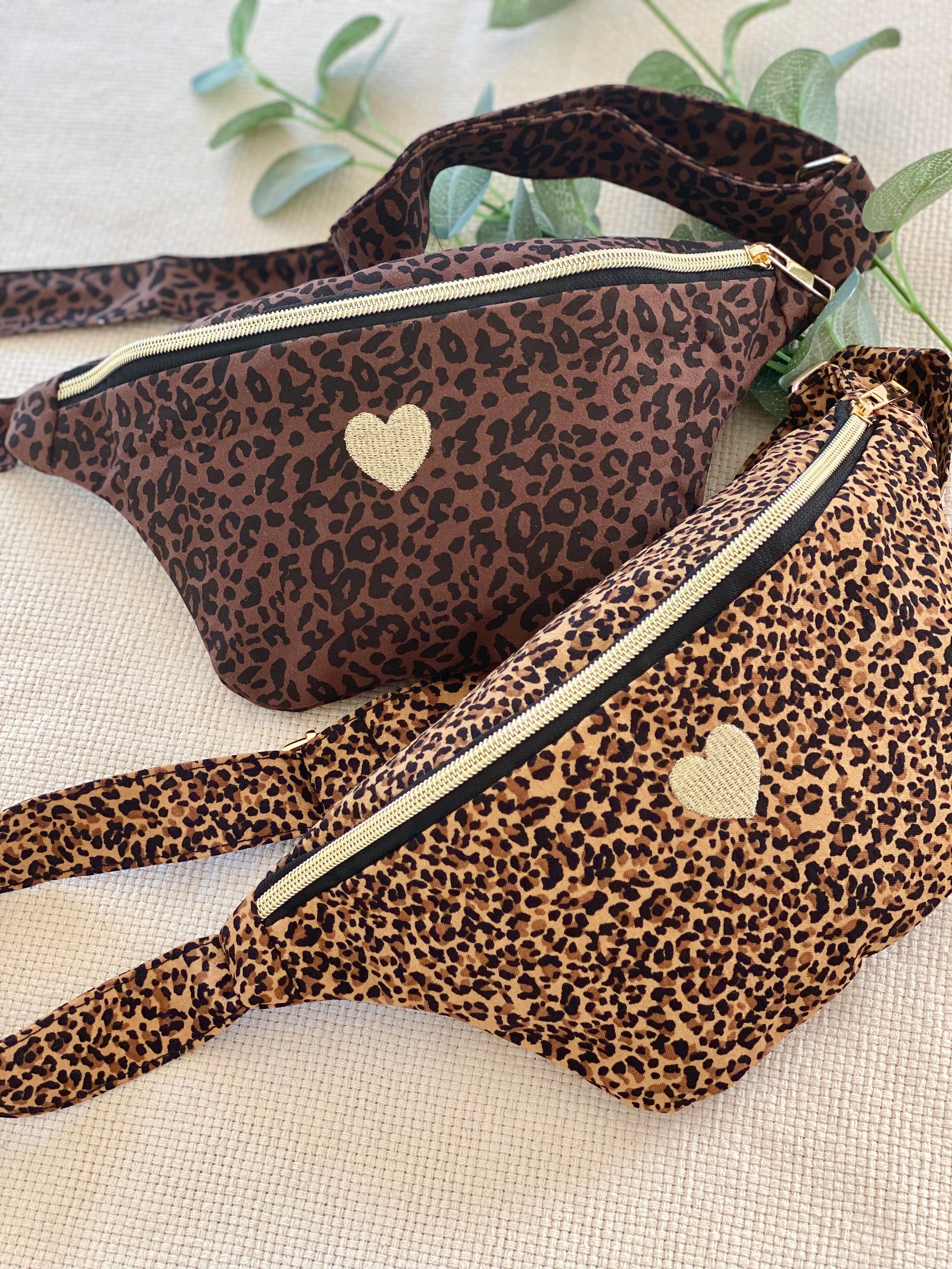 Sac banane COLETTE Coeur brodé 💛 motif Léopard 🐆