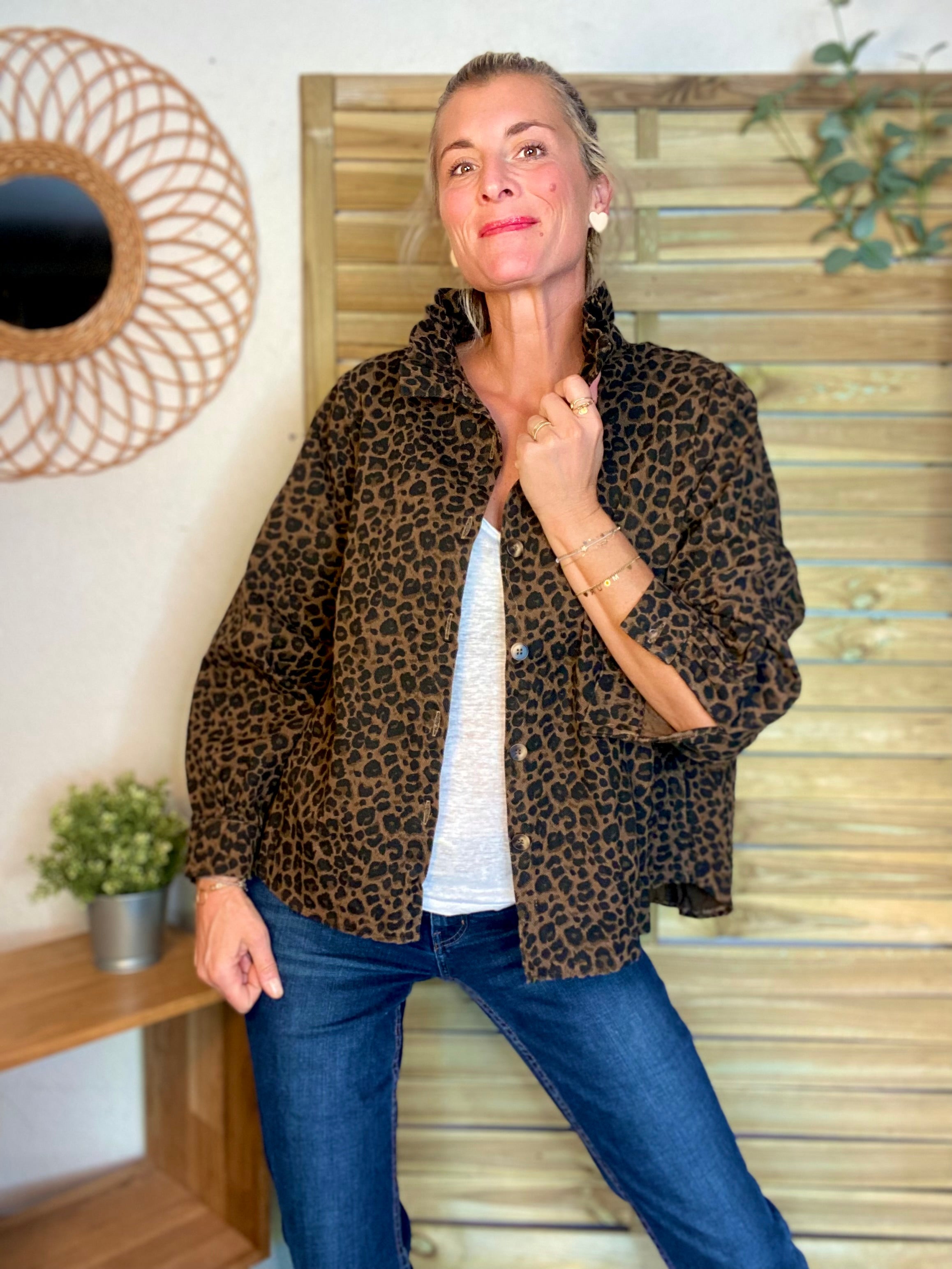 Veste / Chemise en coton, col victorien volanté LISA - Léo 🐆