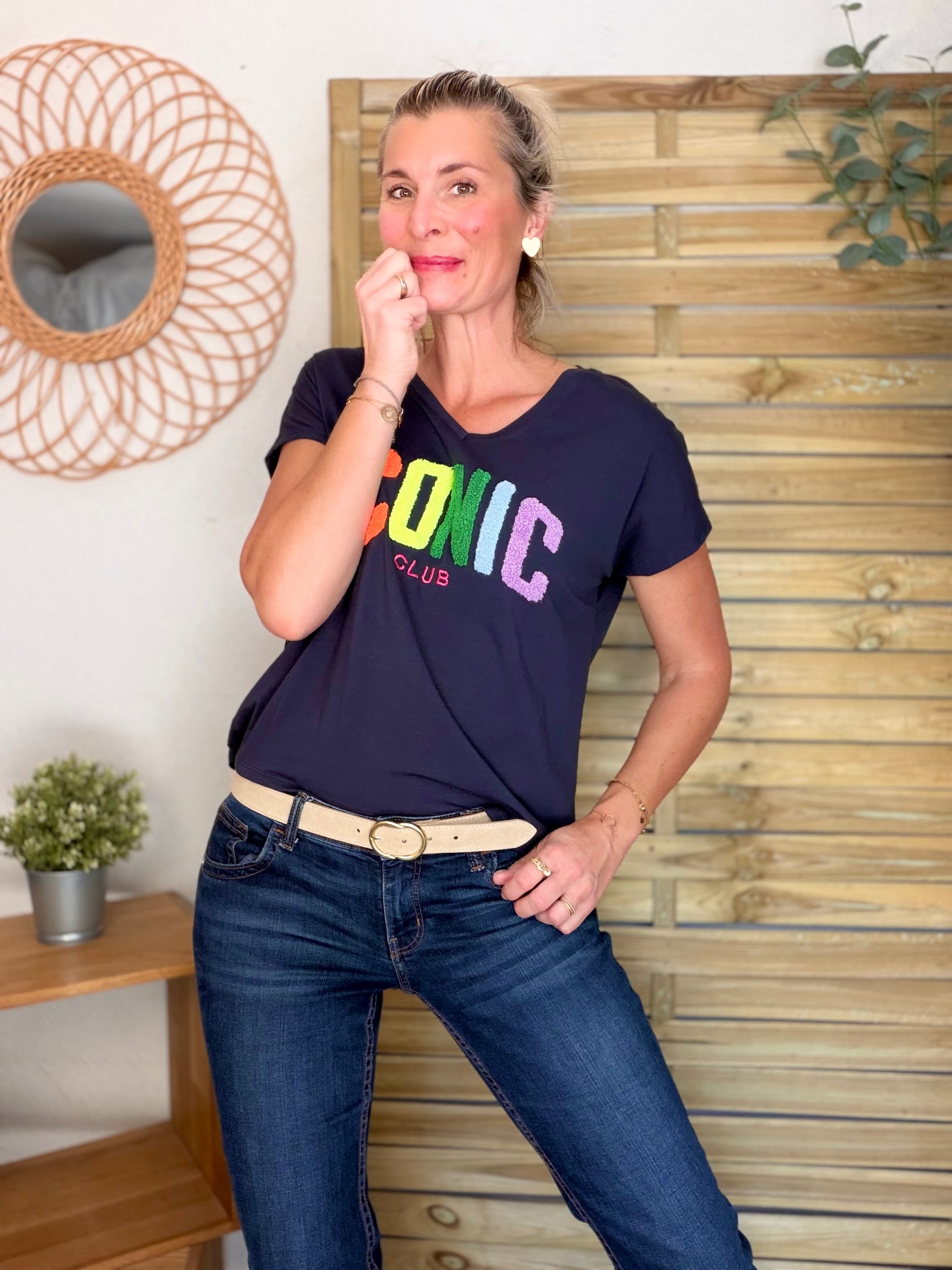 Tee shirt col V ICONIC club MIRANDA Bleu marine