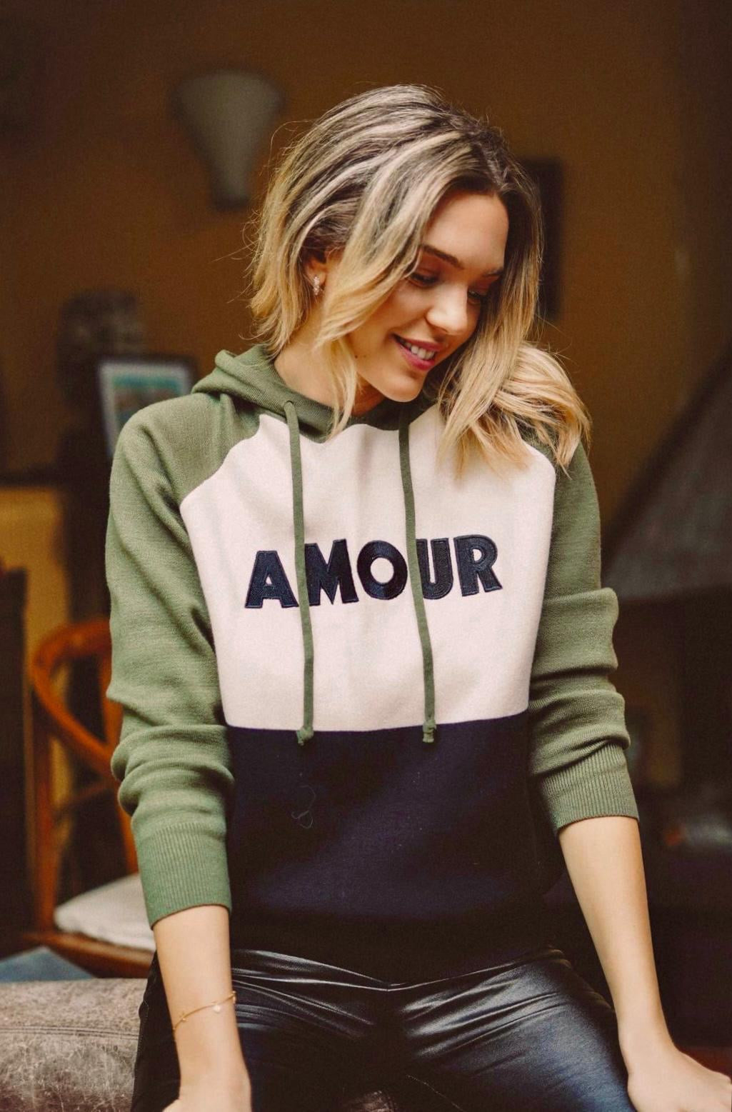 Pull à capuche AMOUR - NORA