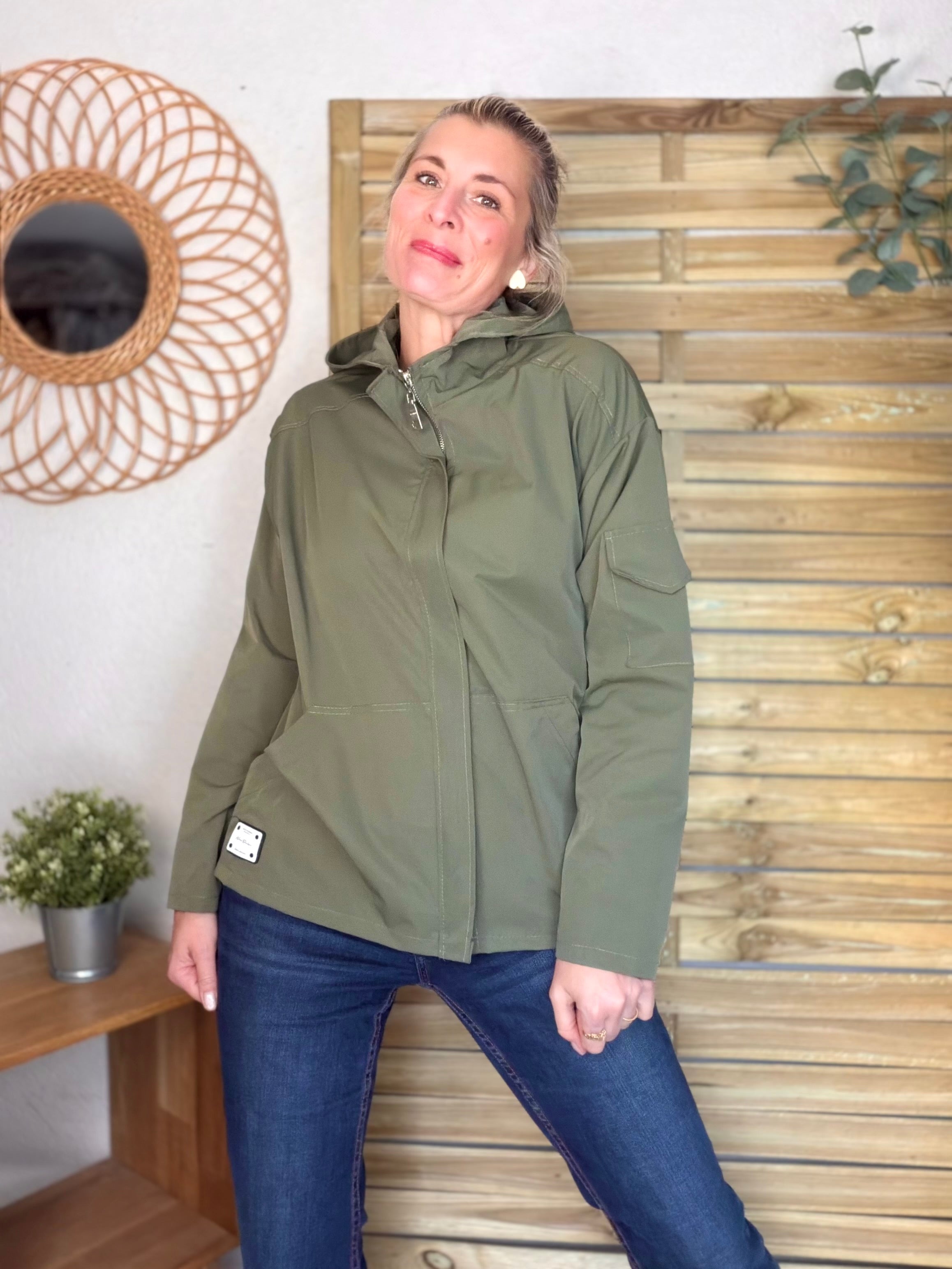 Veste Coupe vent court LIZZIE - Kaki