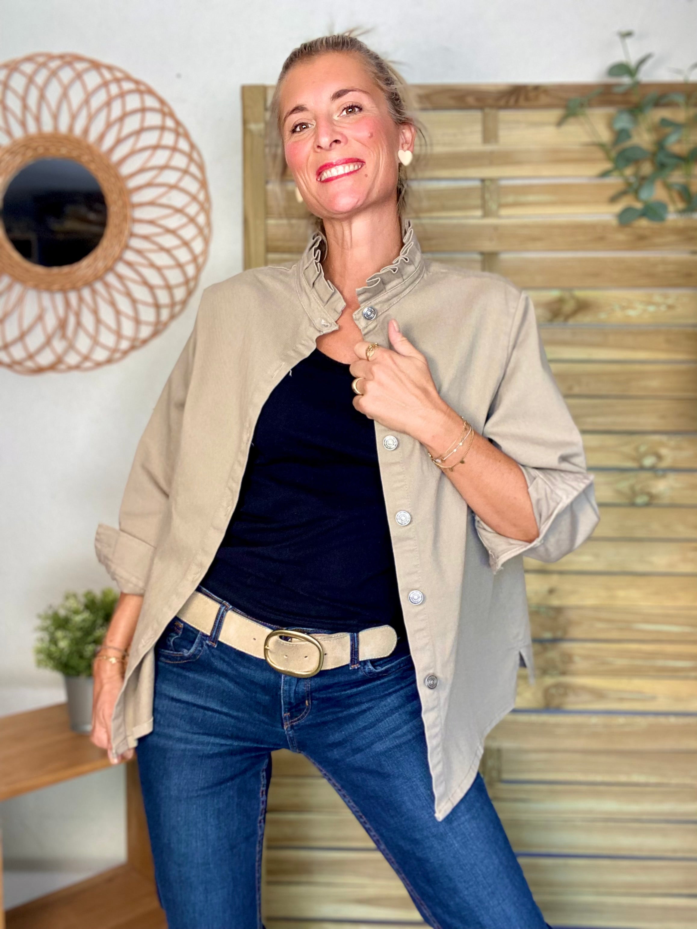 Veste / Chemise en coton, col victorien volanté Beige taupe LISON