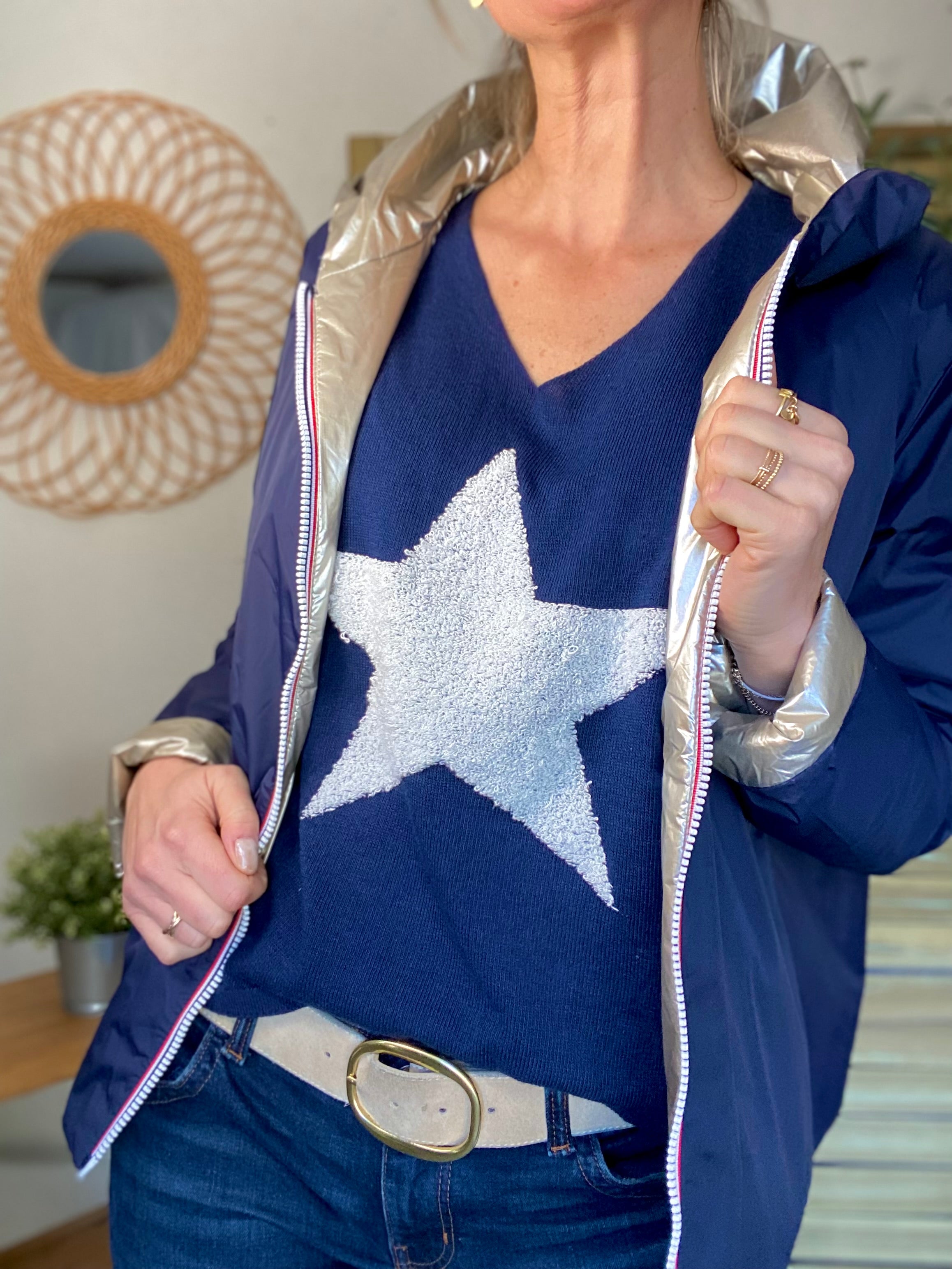 Pull fin Étoile ⭐️ col V PÉNÉLOPE - Bleu marine