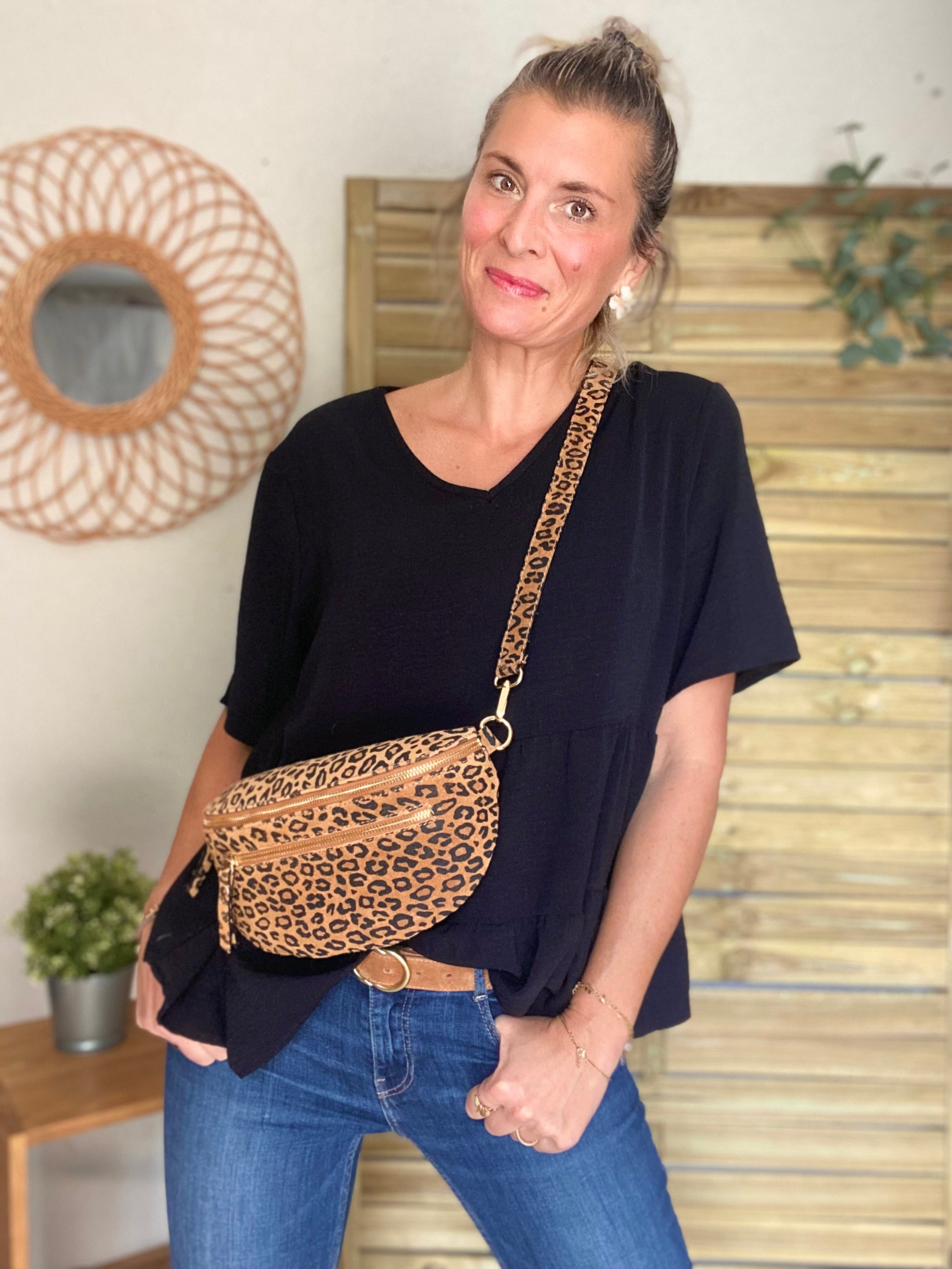 Sac banane en croûte de cuir Léo + poche avant ALISON - Léo camel