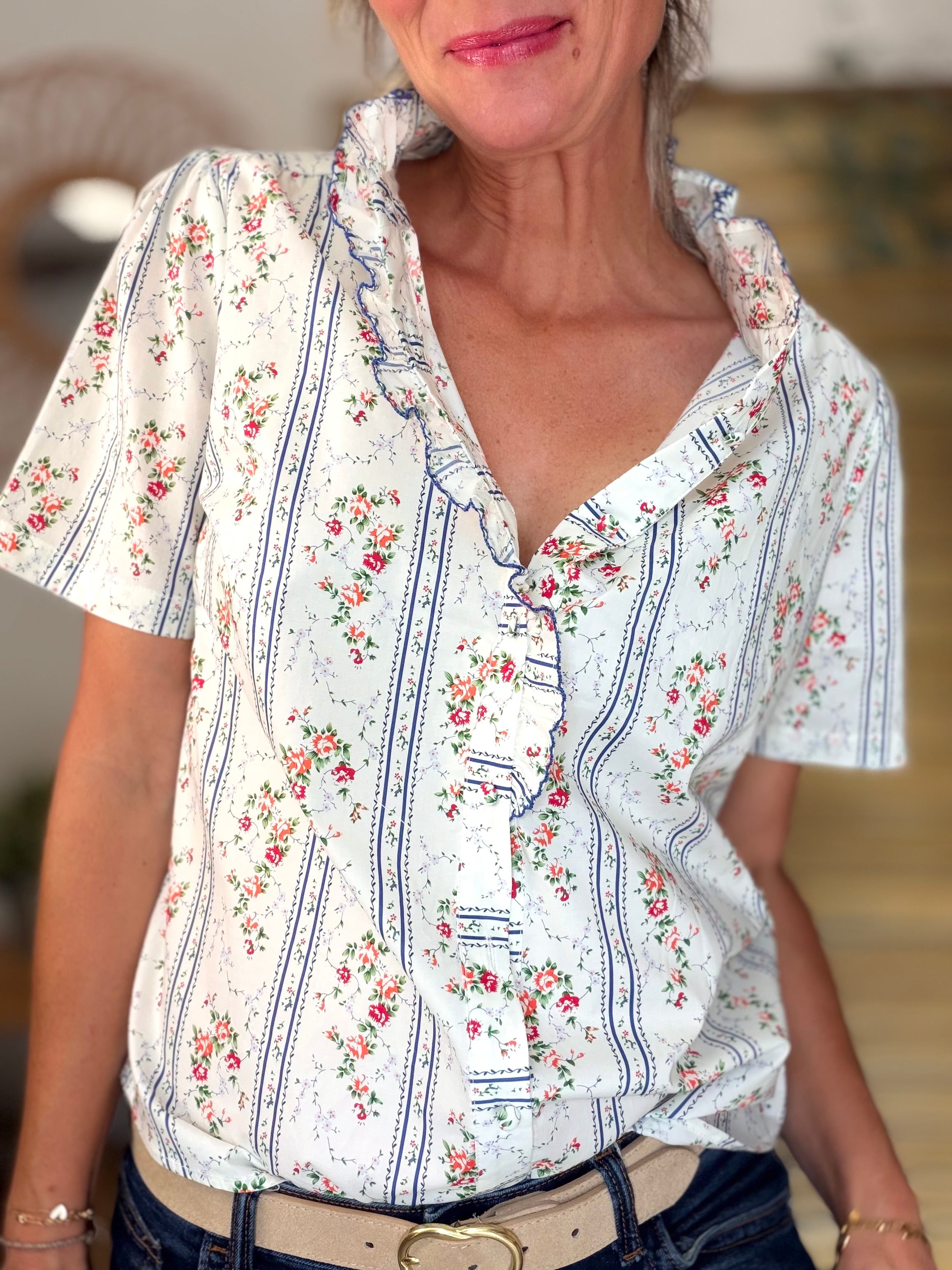 Blouse fleurie rayures bleues manches courtes GWEN