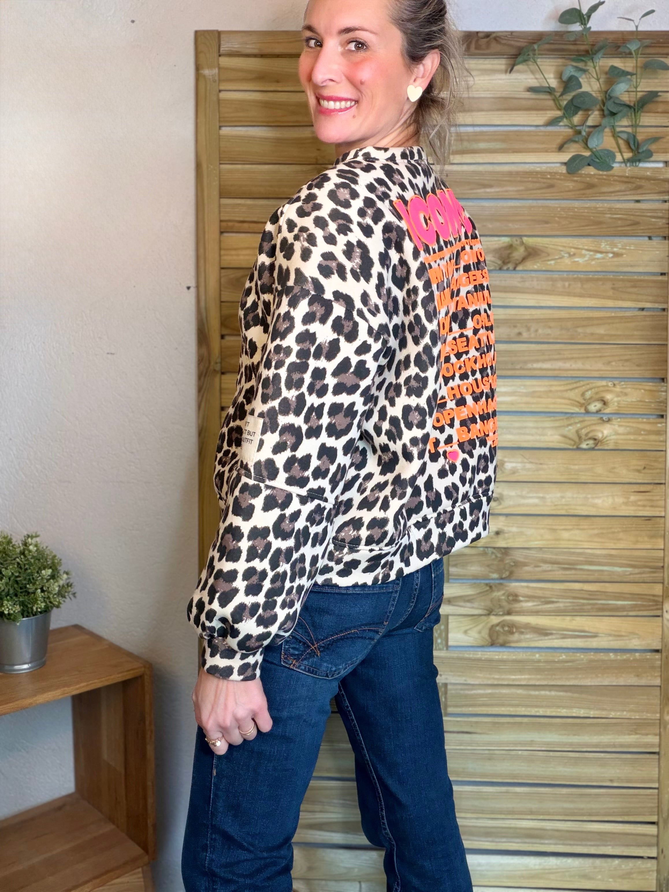 Sweat molleton imprimé Léo beige ICONIC 🐆 MANON