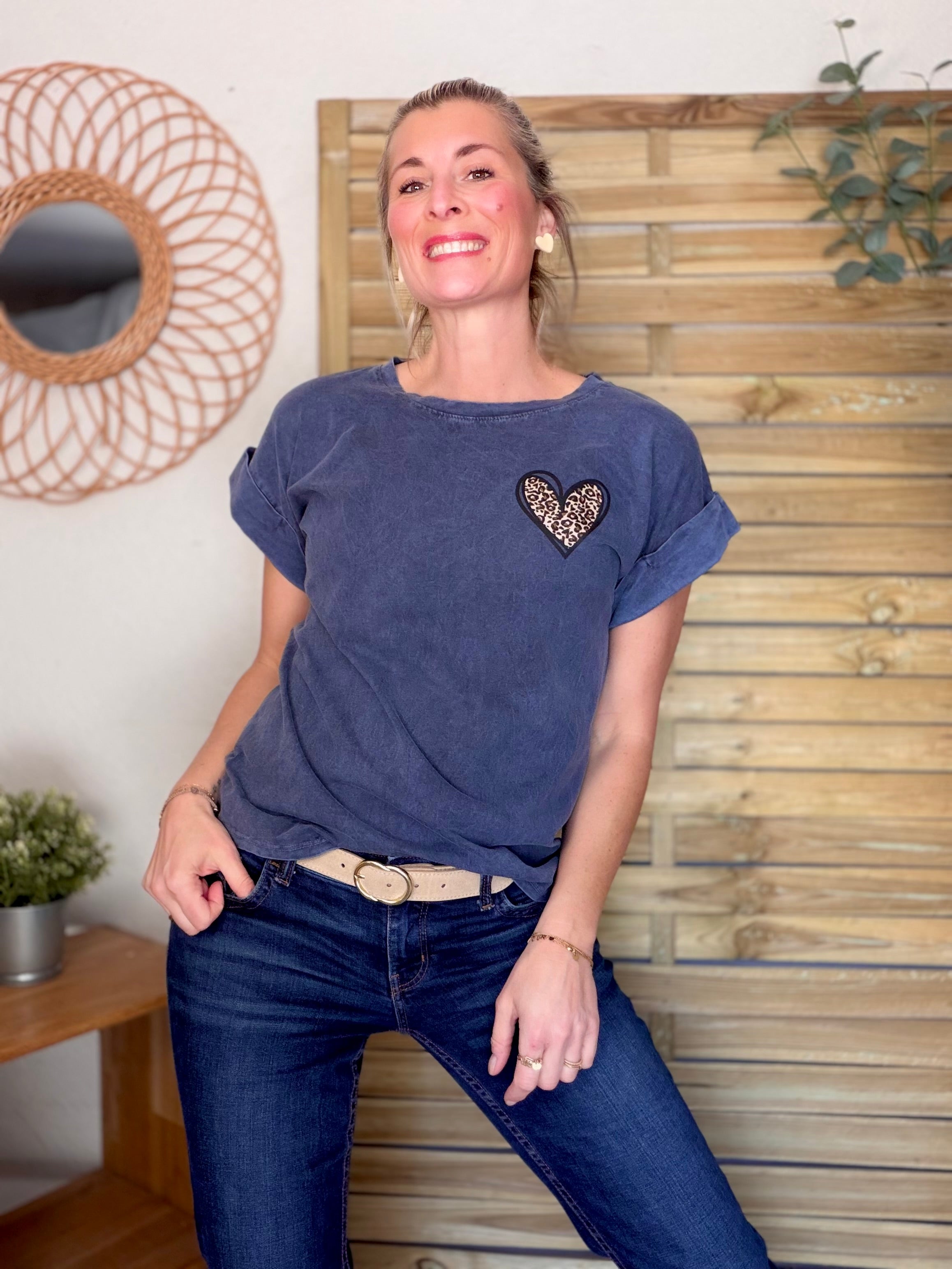 Tee shirt col V Cœur Léo PALOMA Gris délavé