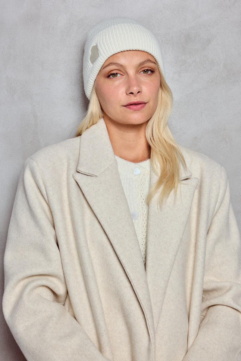 Bonnet avec écusson cœur ARTHUR