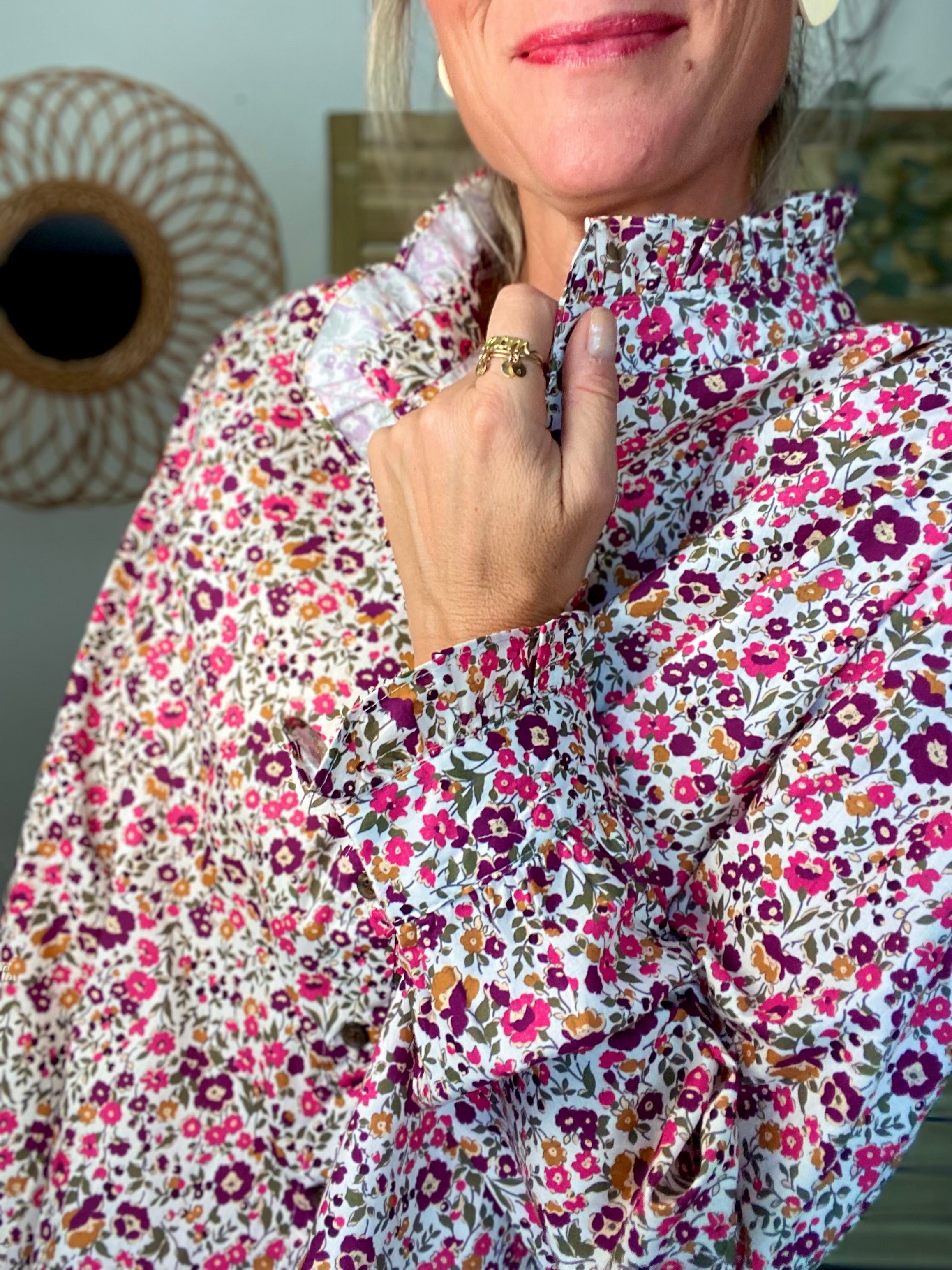 Chemise imprimé Liberty rose, col victorien volanté HÉLOÏSE