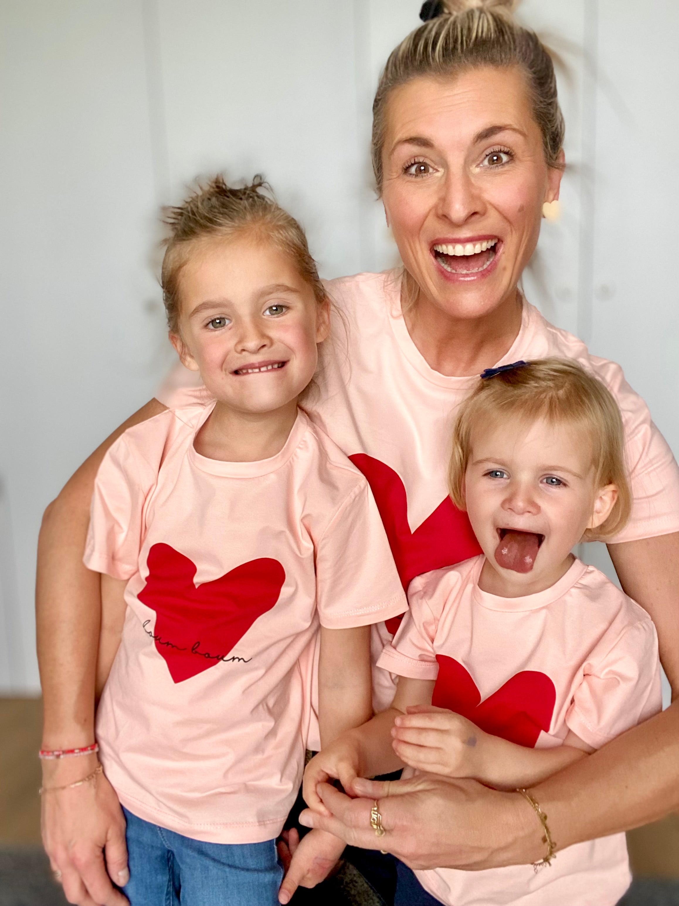 Tee shirt FAMILY rose, coeur rouge BOUM BOUM - taille 2 ans au XL - FIN DE SÉRIE