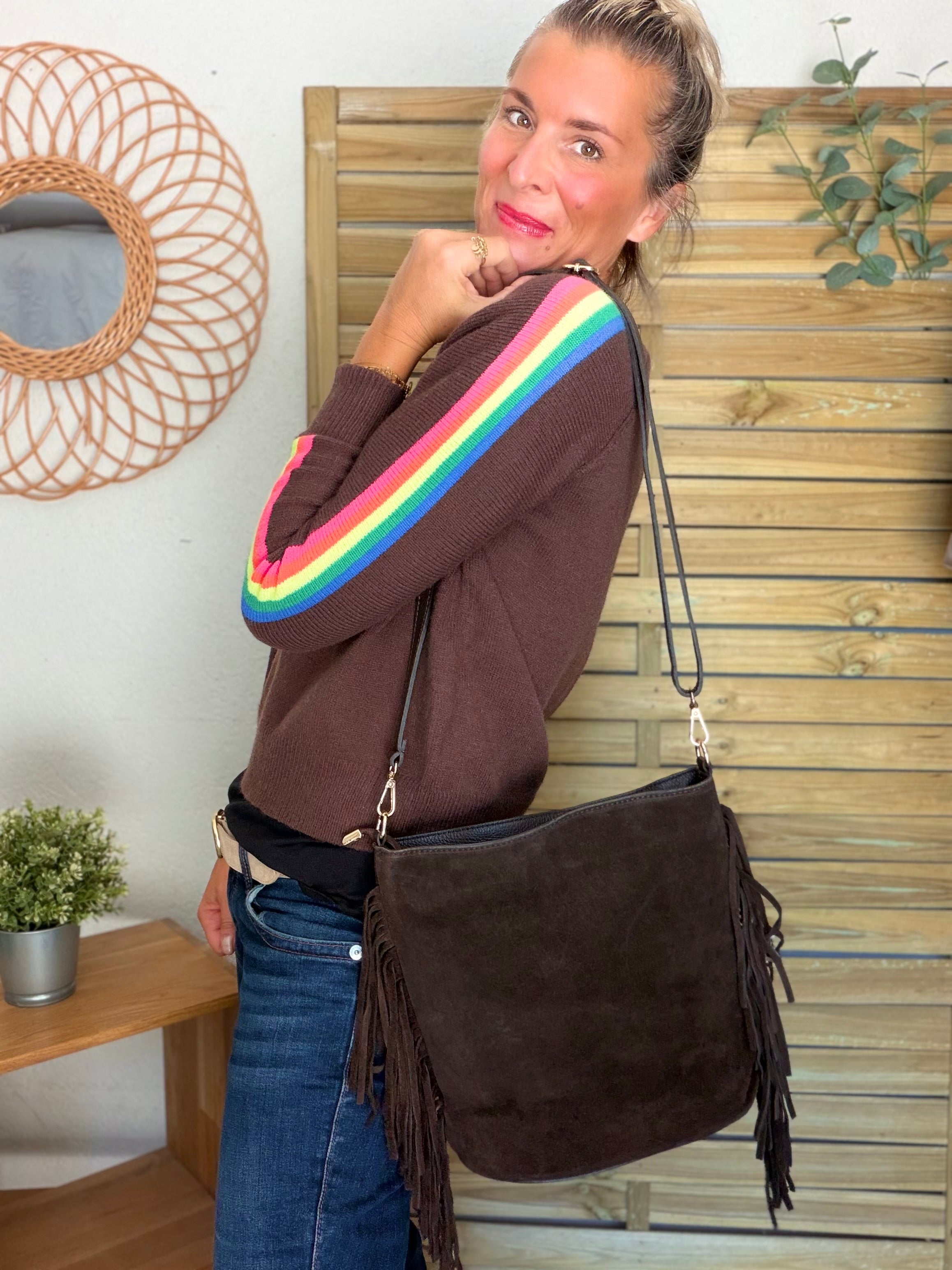 Sac seau en cuir daim avec franges KYLIE - Chocolat