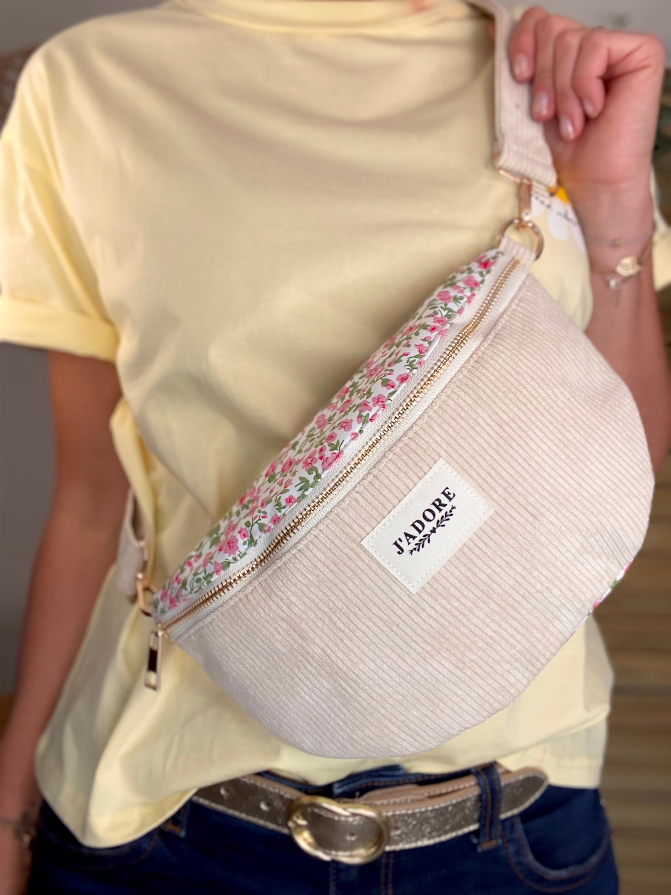 Sac banane «J’adore» Velours et Liberty - LESLIE - Écru