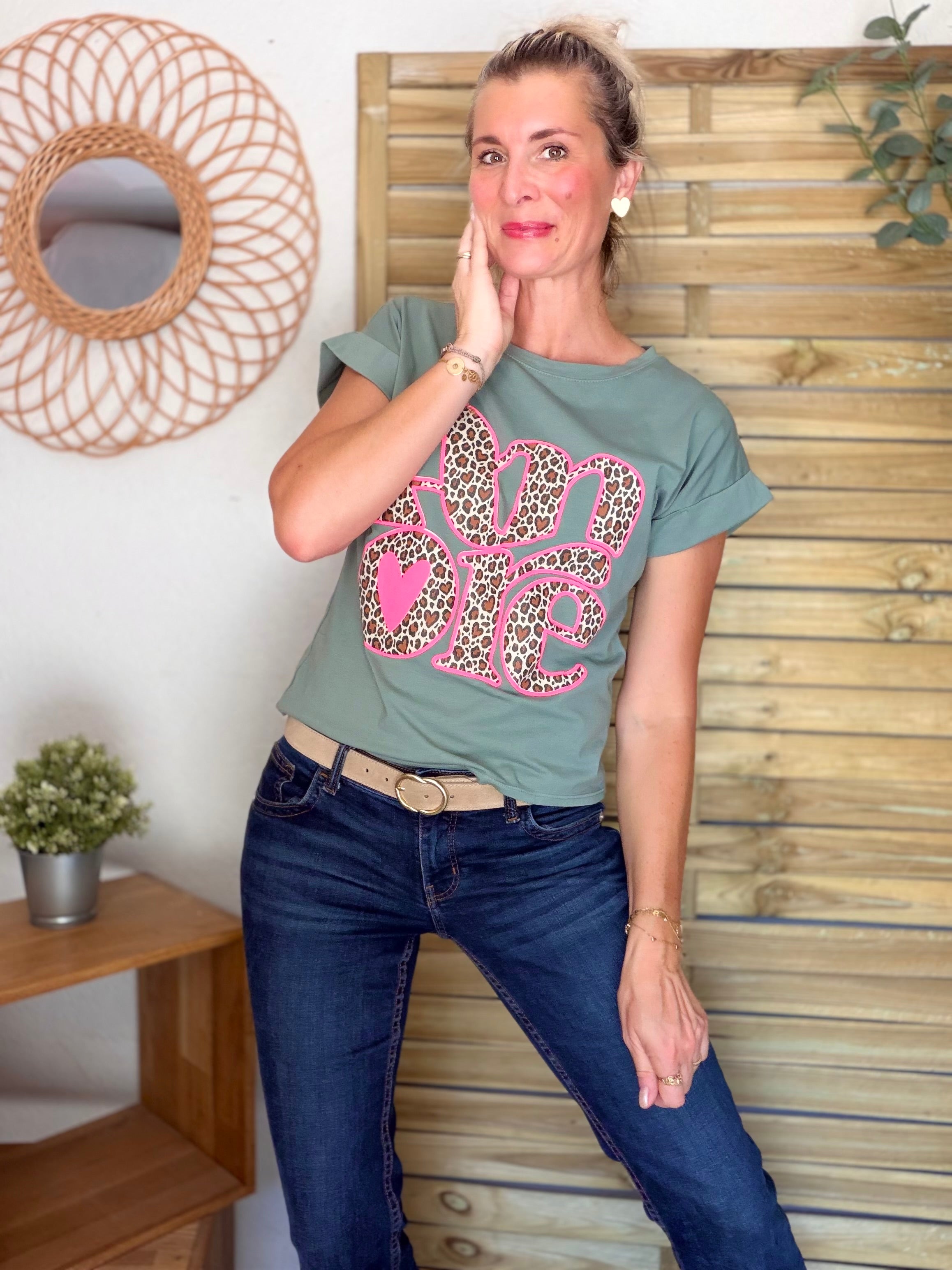 Tee shirt AMORE Léo URSULA Kaki