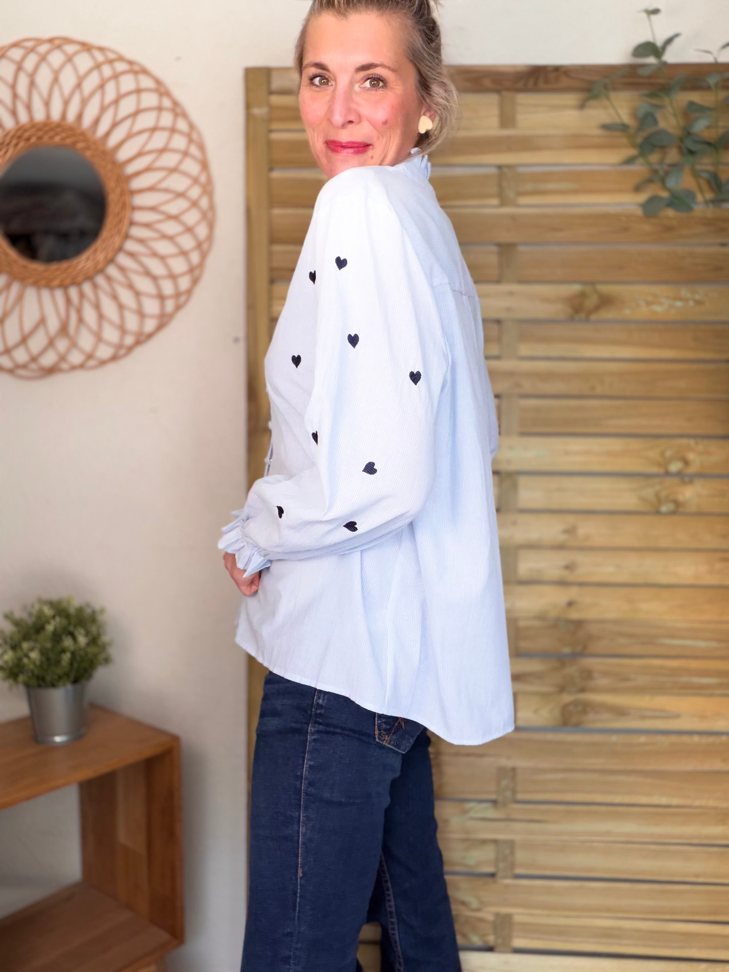 ⚡️ARRIVAGE - Blouse bleue fines rayures et cœurs 💙 MAYLINE