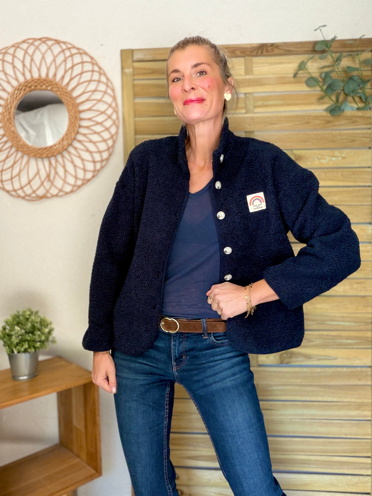 Veste Sherpa boutonnée écusson Arc-en-ciel ÉNORA Bleu marine