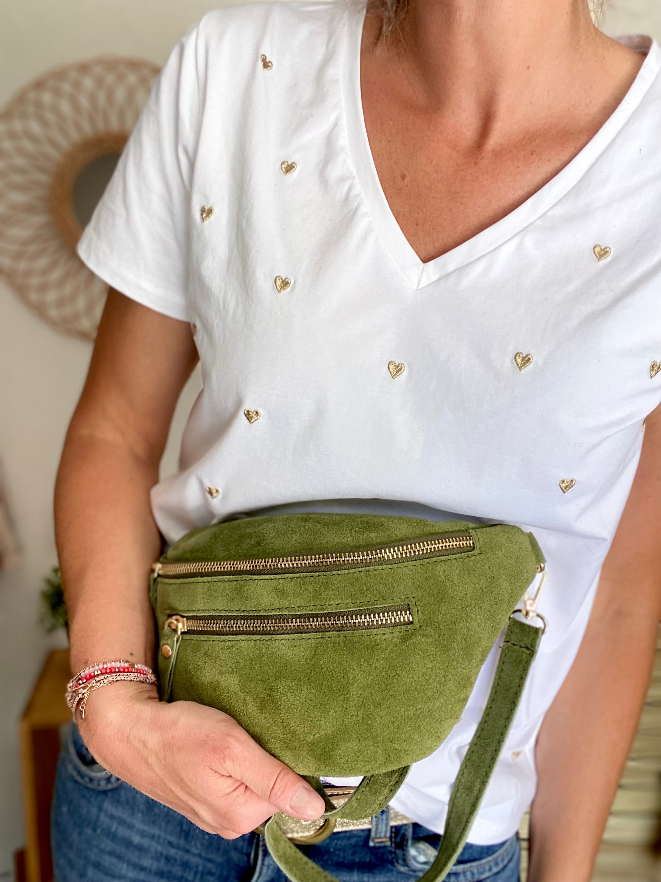 Sac banane avec poche avant, en cuir daim HOLLY - Kaki