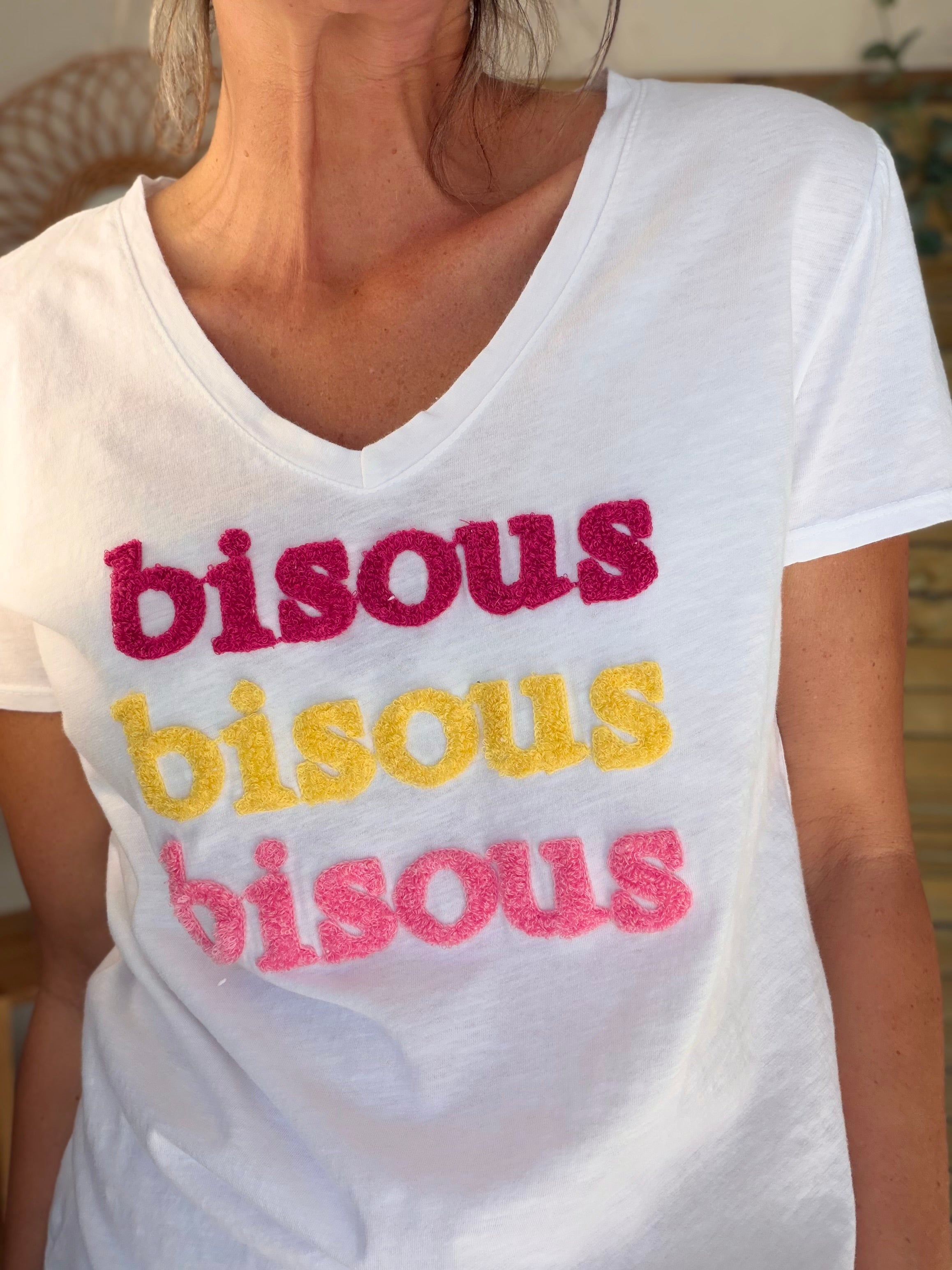 Tee shirt col V bisous ISAURE
