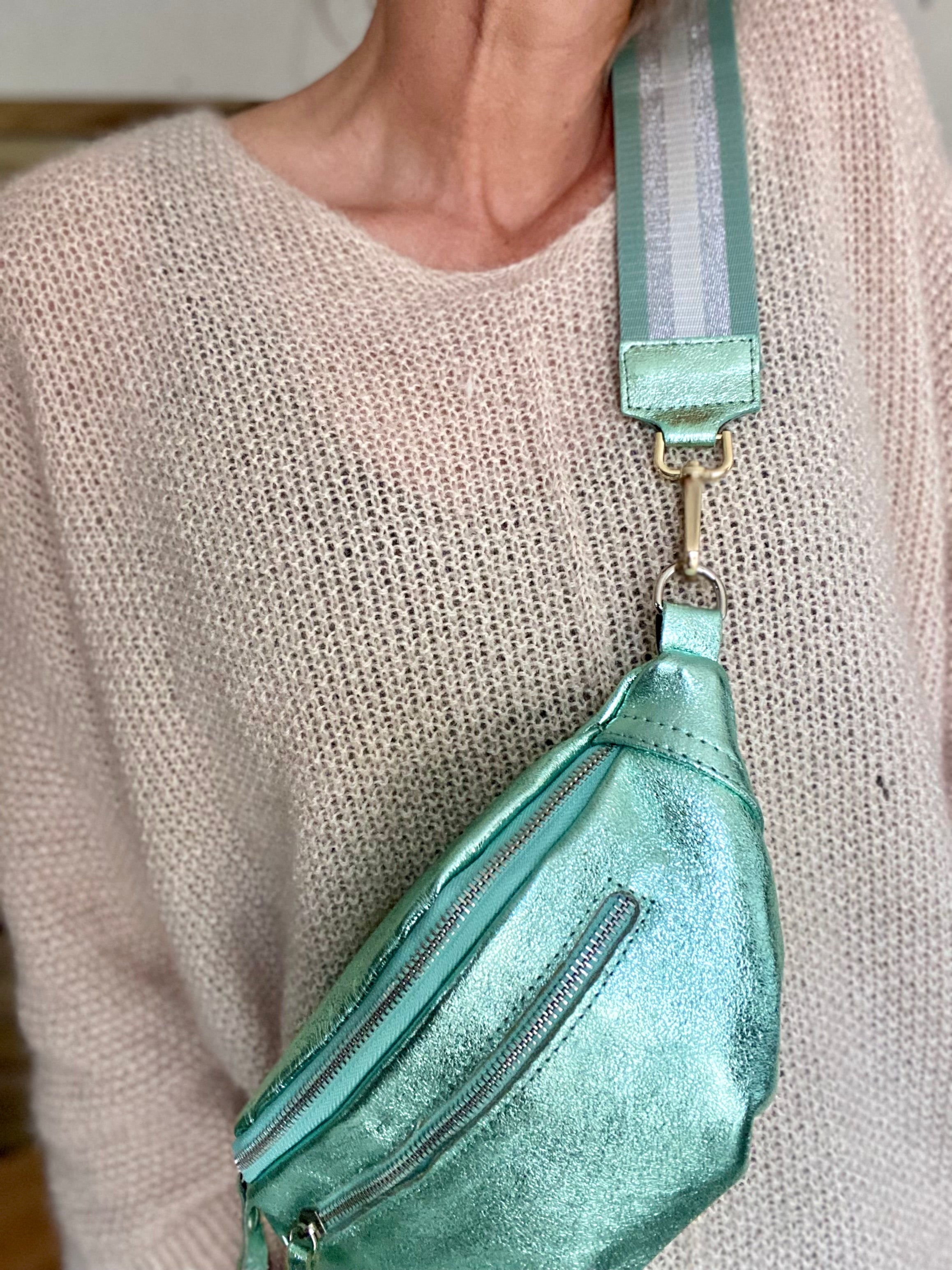 Sac banane en cuir irisé double poche - OPALE  - Vert d’eau