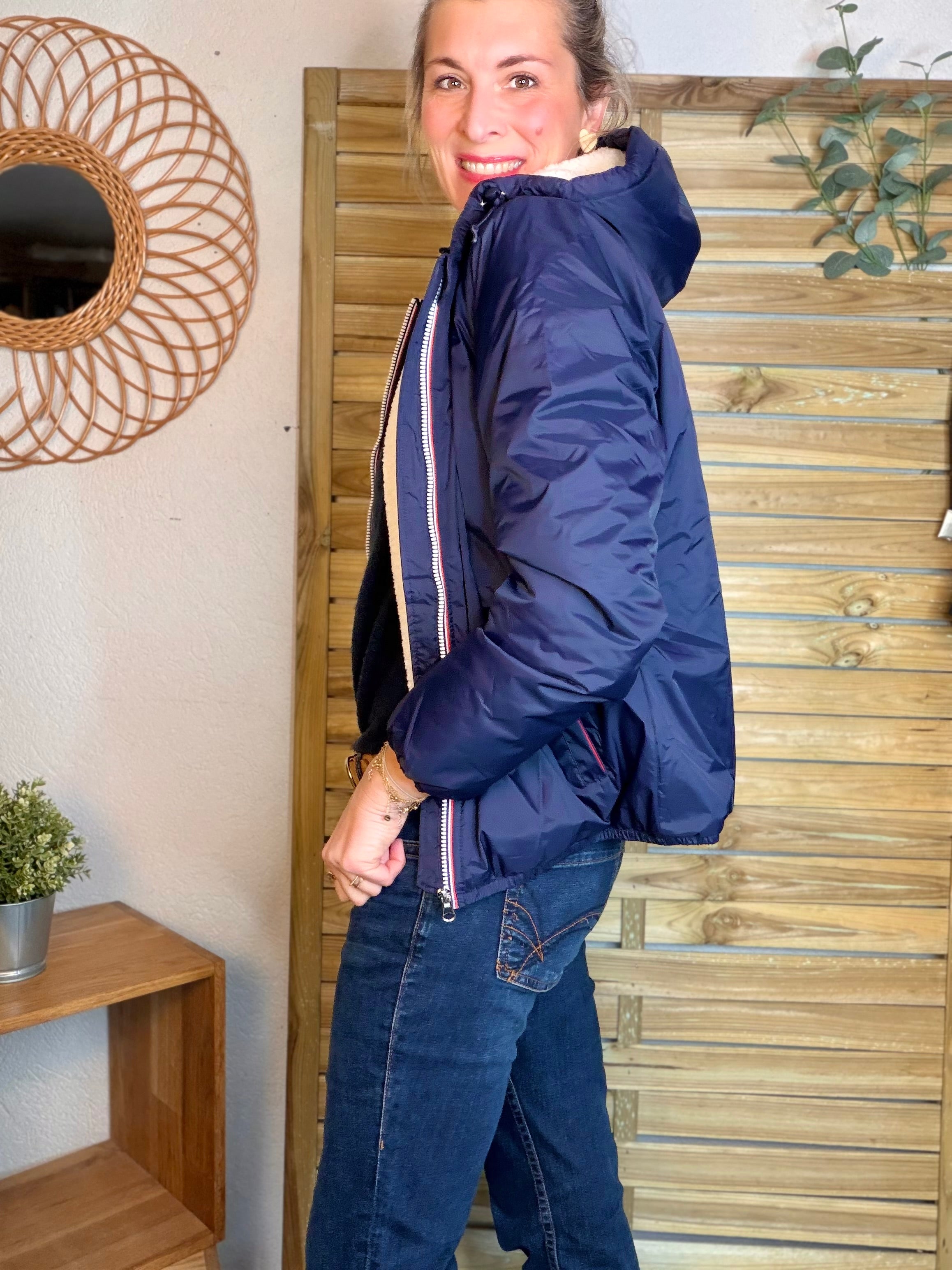 Parka Imperméable LOUISE COURT sherpa - Bleu marine - LAURA JO (DÉSTOCKAGE Taille L)