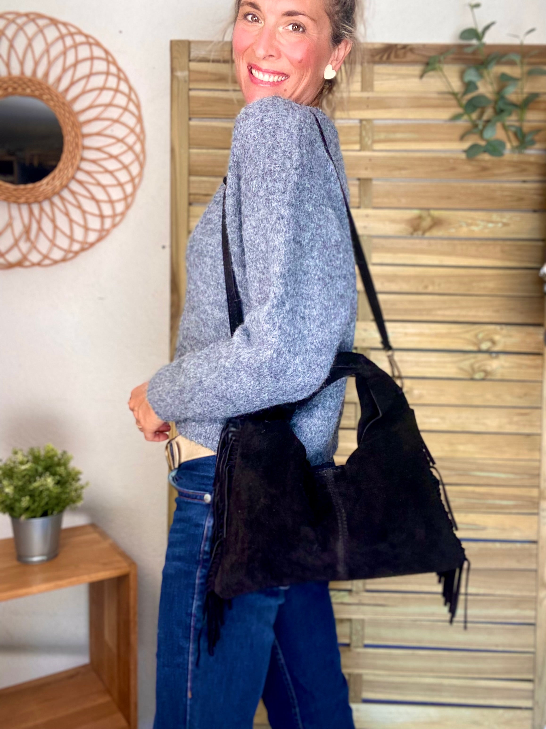 Sac en cuir daim avec franges AARON - Noir