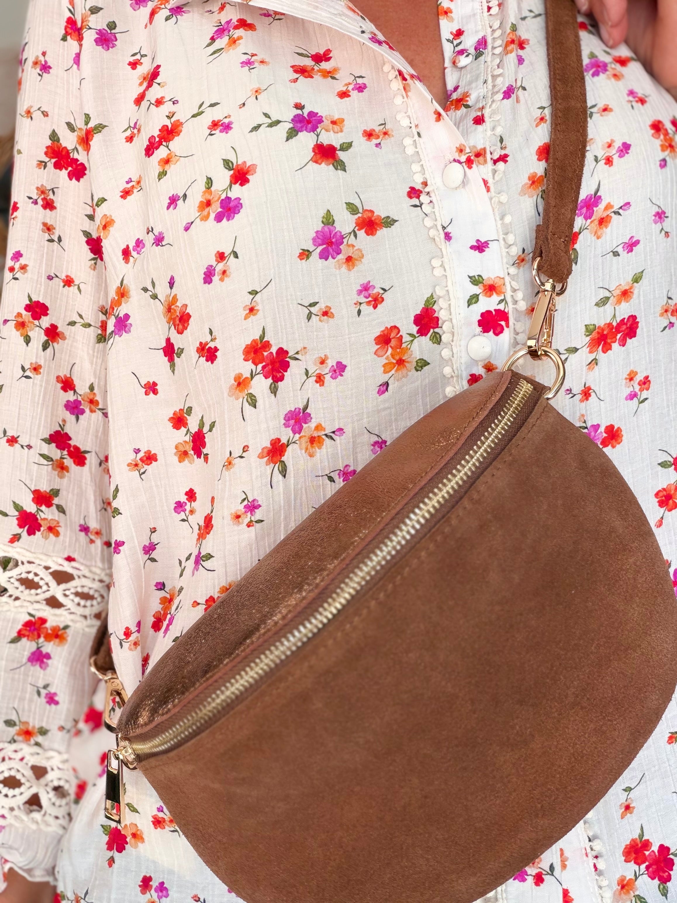 Sac banane M bi-matière en cuir irisé et velours 24cm - POLLY- Choco/Bronze